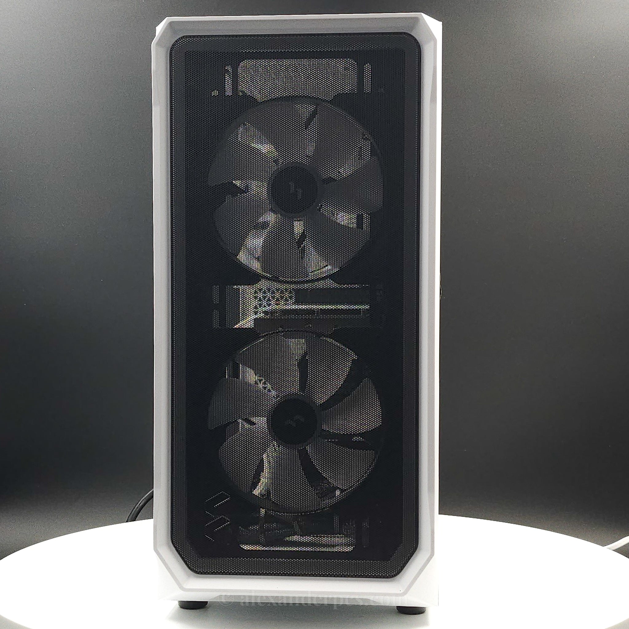 Ready-to-Ship: AMD Ryzen 5 5600X w/ ASROCK Radeon RX 6650XT WHITE