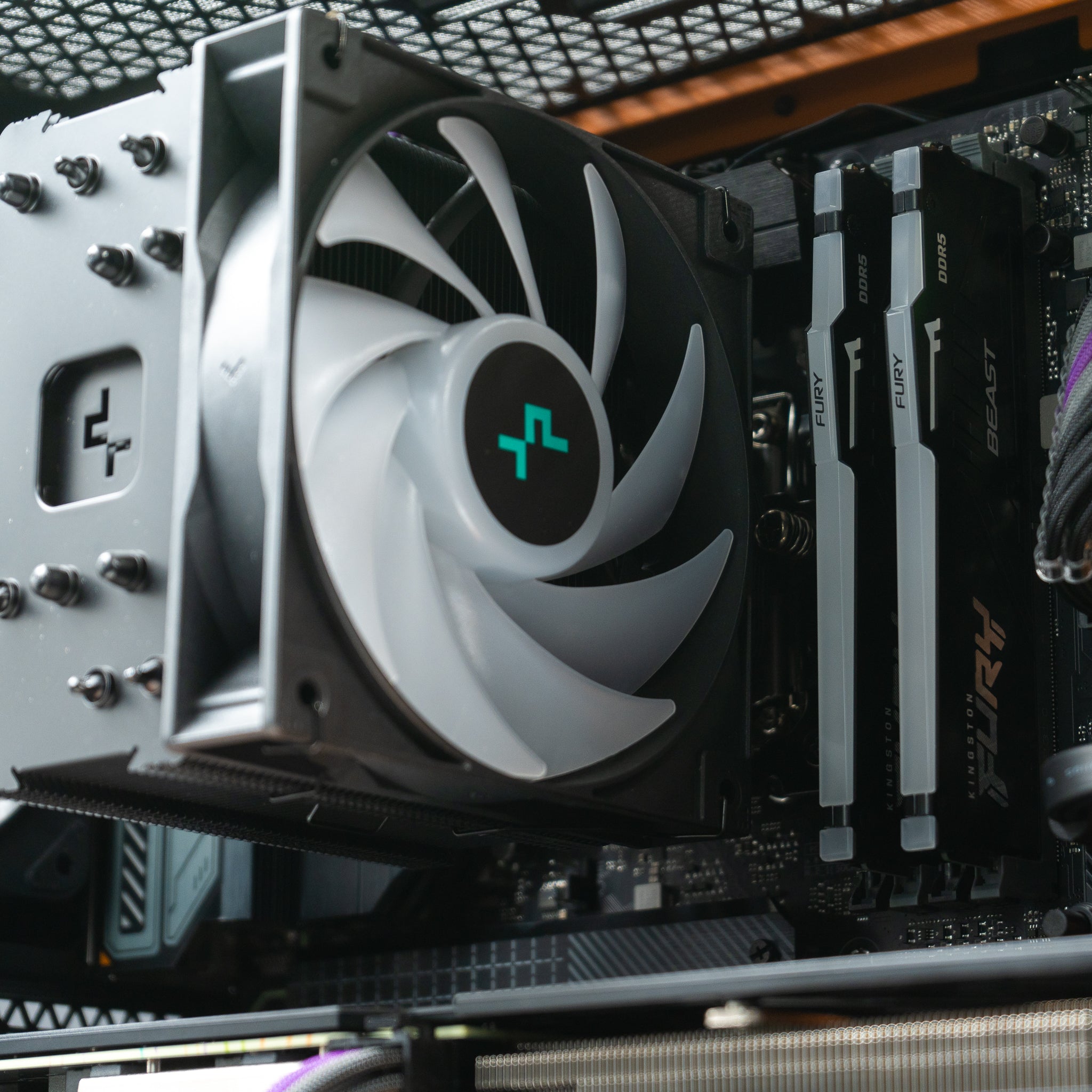 Ready-to-Ship: Intel i5-13600K w/ MSI 4070