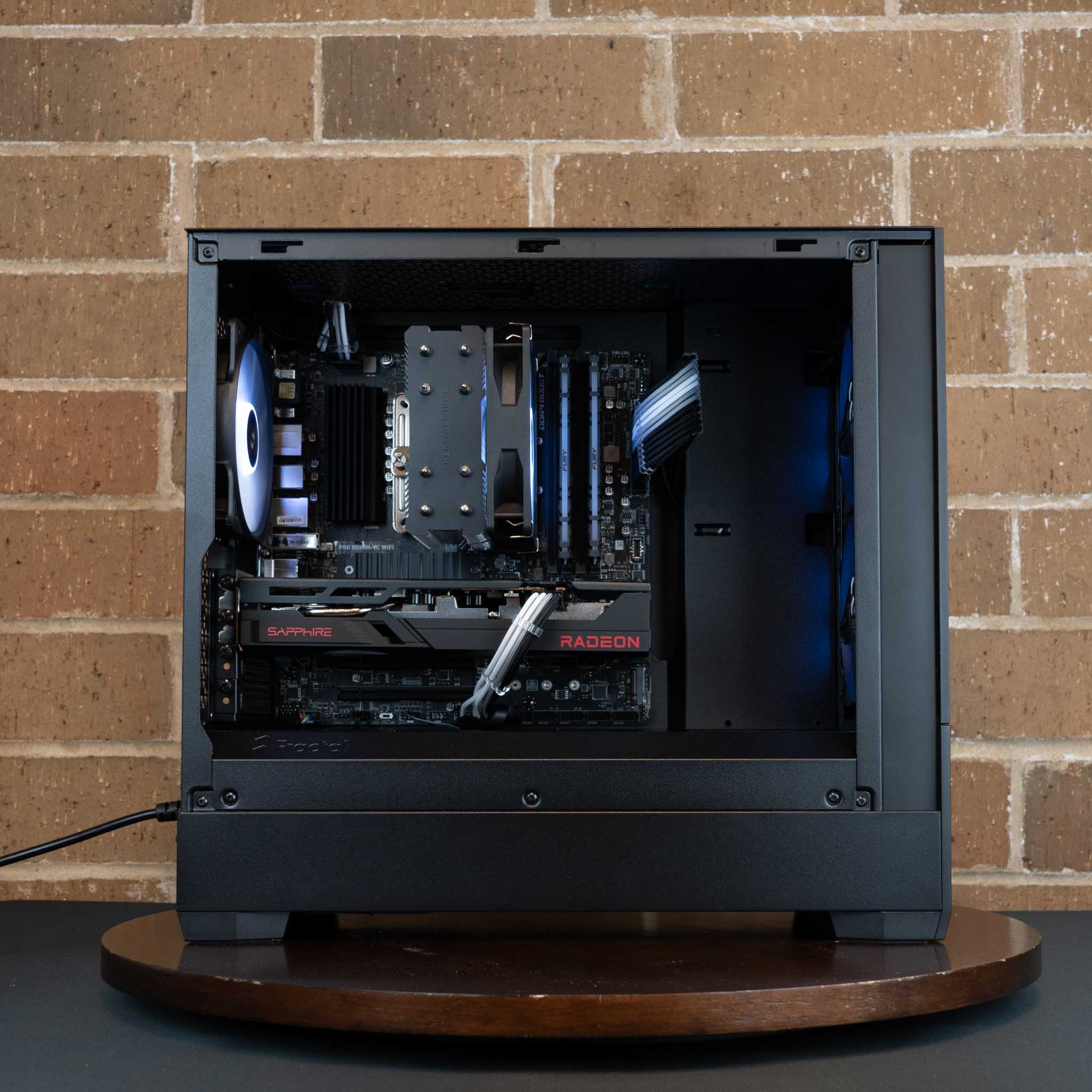 The Hoplite - AMD - Black