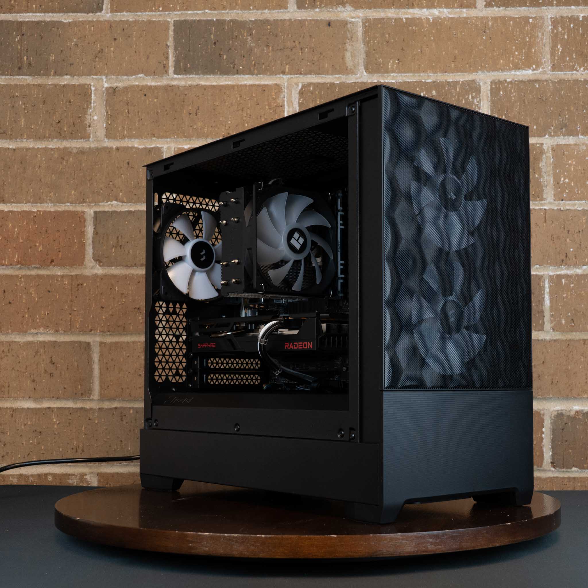 The Hoplite - AMD - Black
