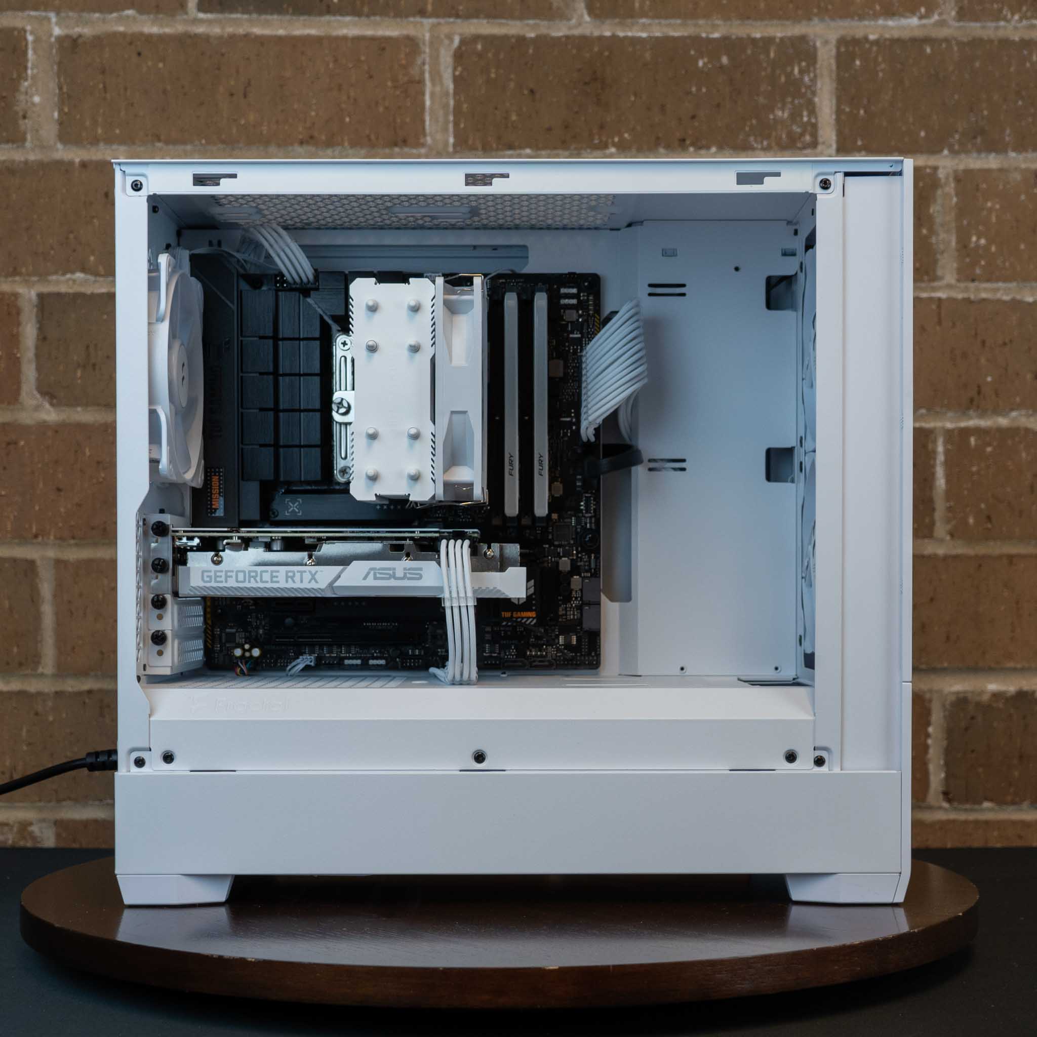 The Hoplite - Intel - White