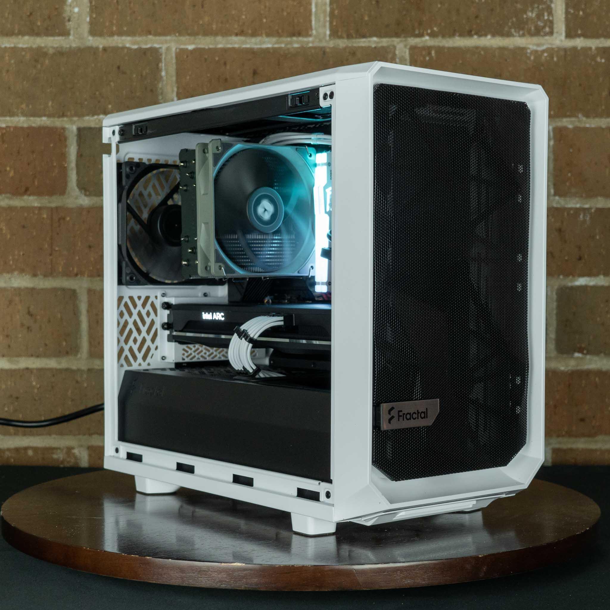 The Actuarius - Intel - White