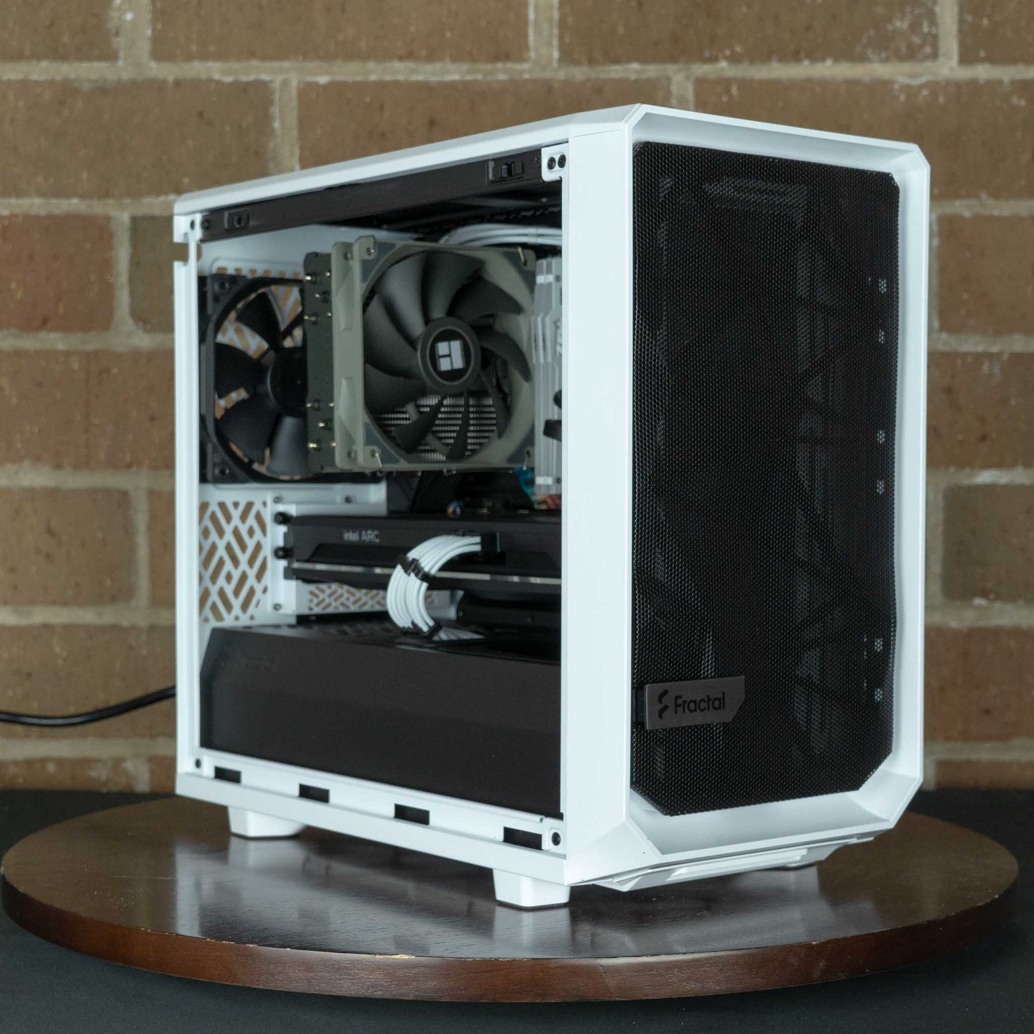 The Actuarius - Intel - White