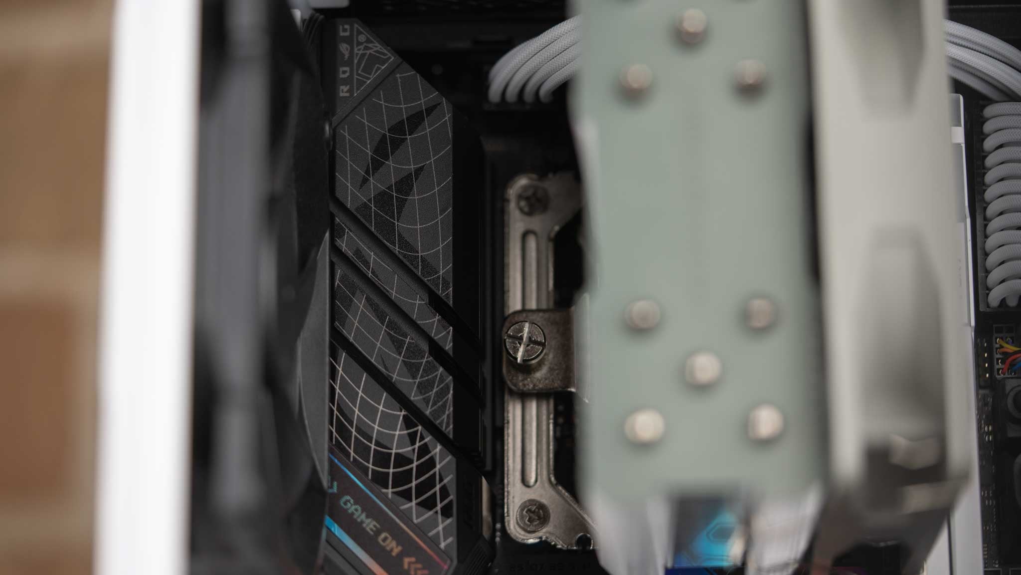 The Actuarius - Intel - White