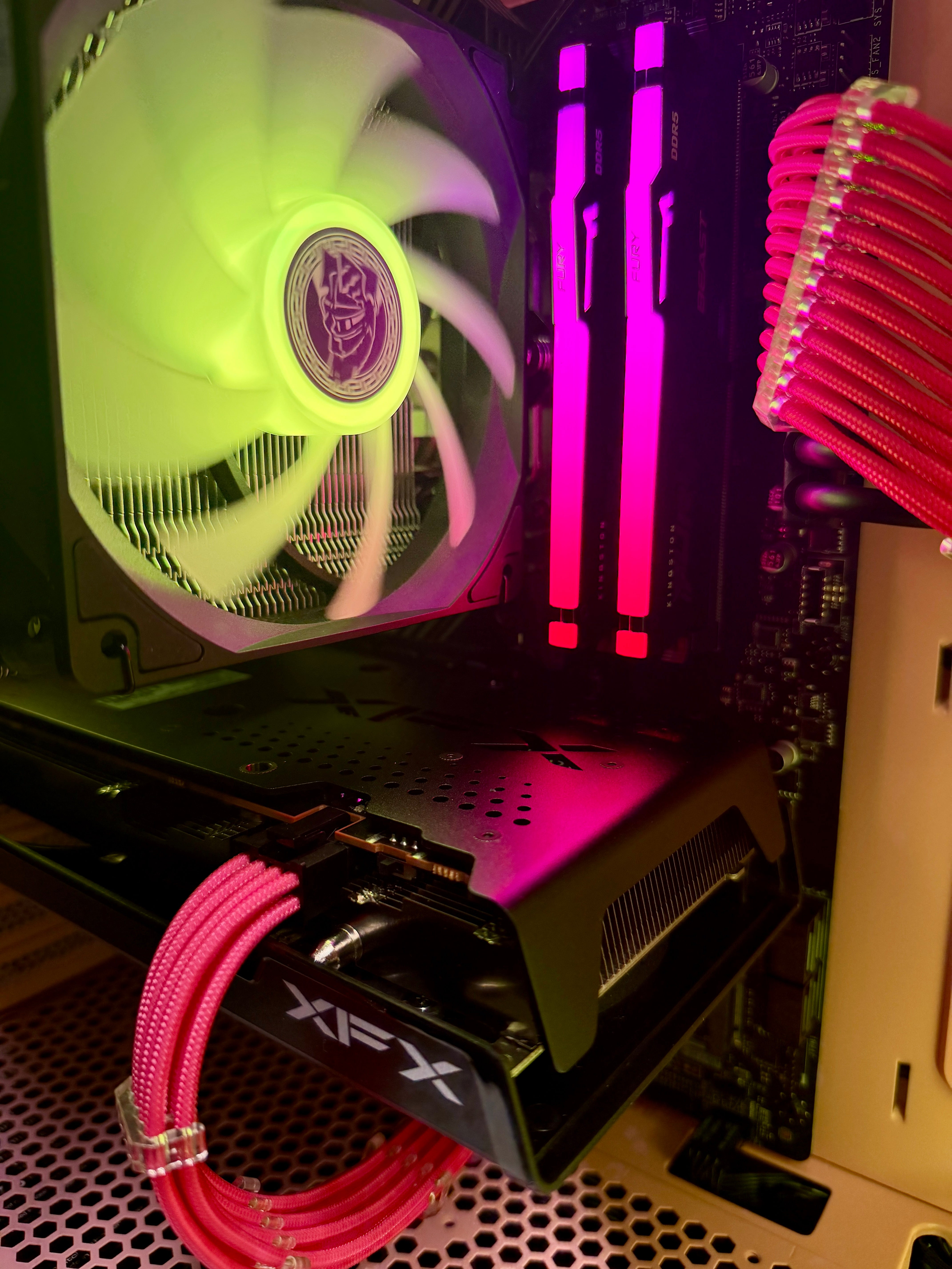 Ready-To-Ship: Core i5 w/Radeon RX7600