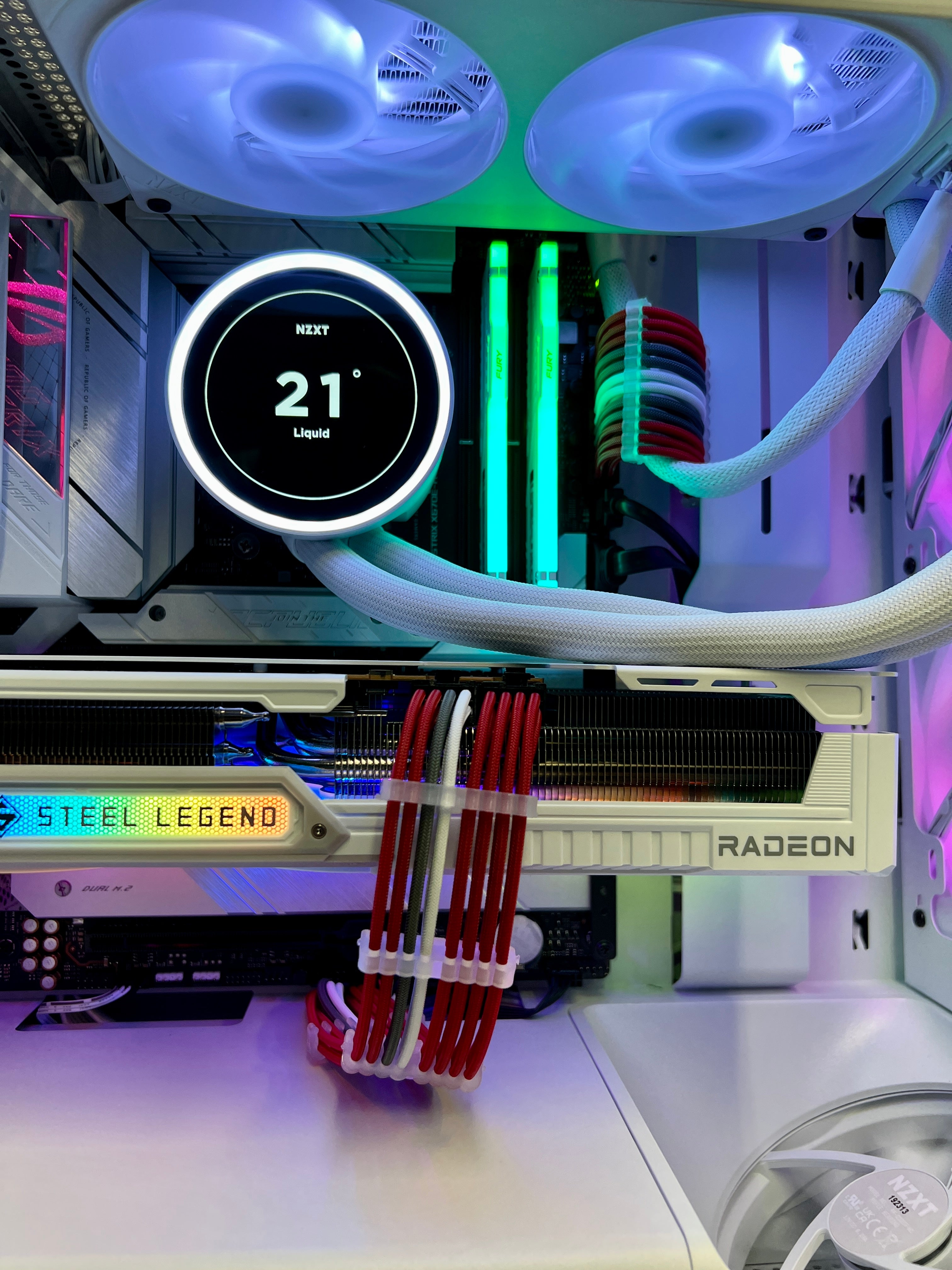 Ready-To-Ship: AMD Ryzen 7 7800X3D w/Radeon RX 9070 XT