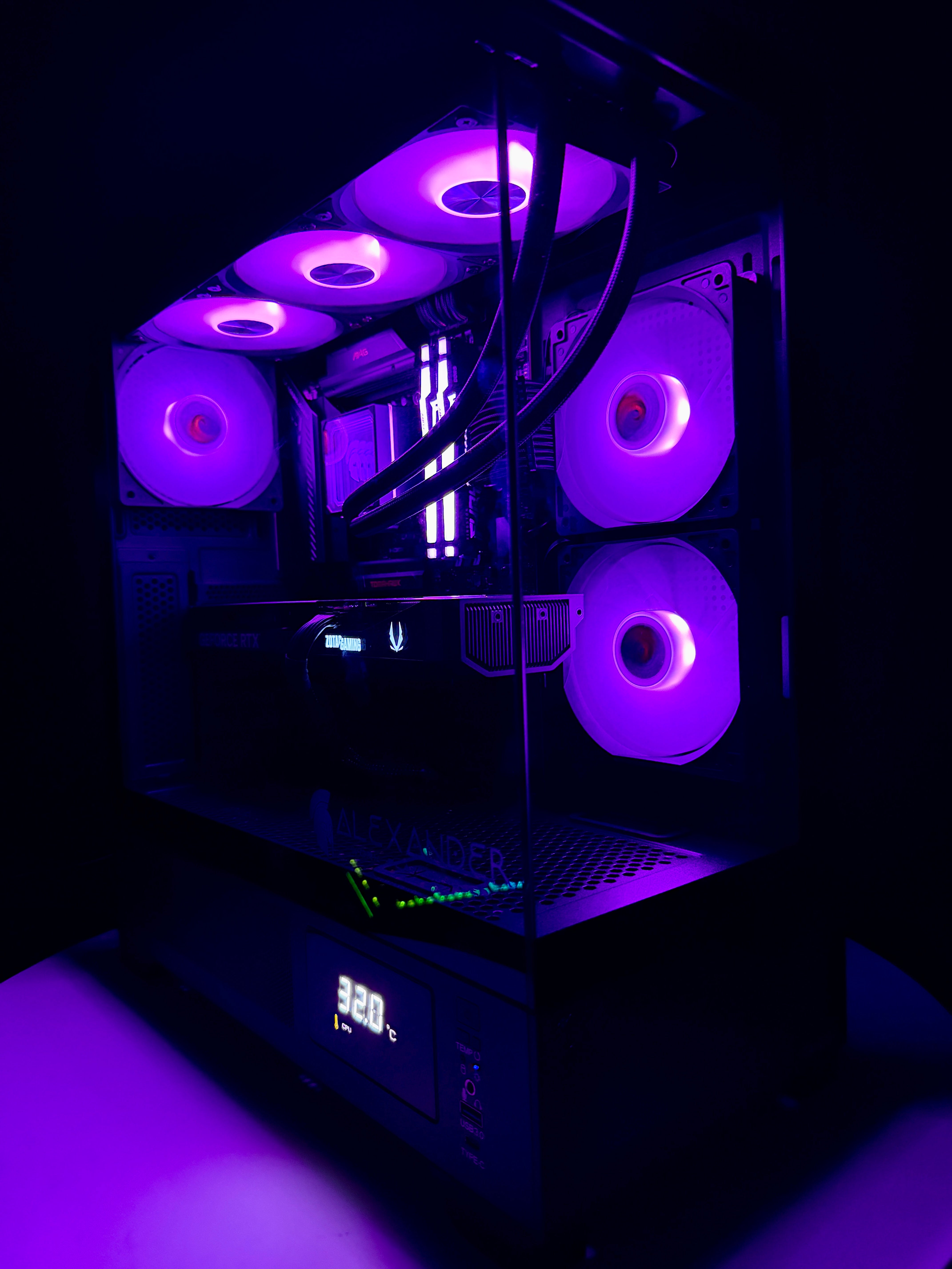 The BeeGionnaire 2025 - Special Limited Edition - Alexander PCs X Braethorn