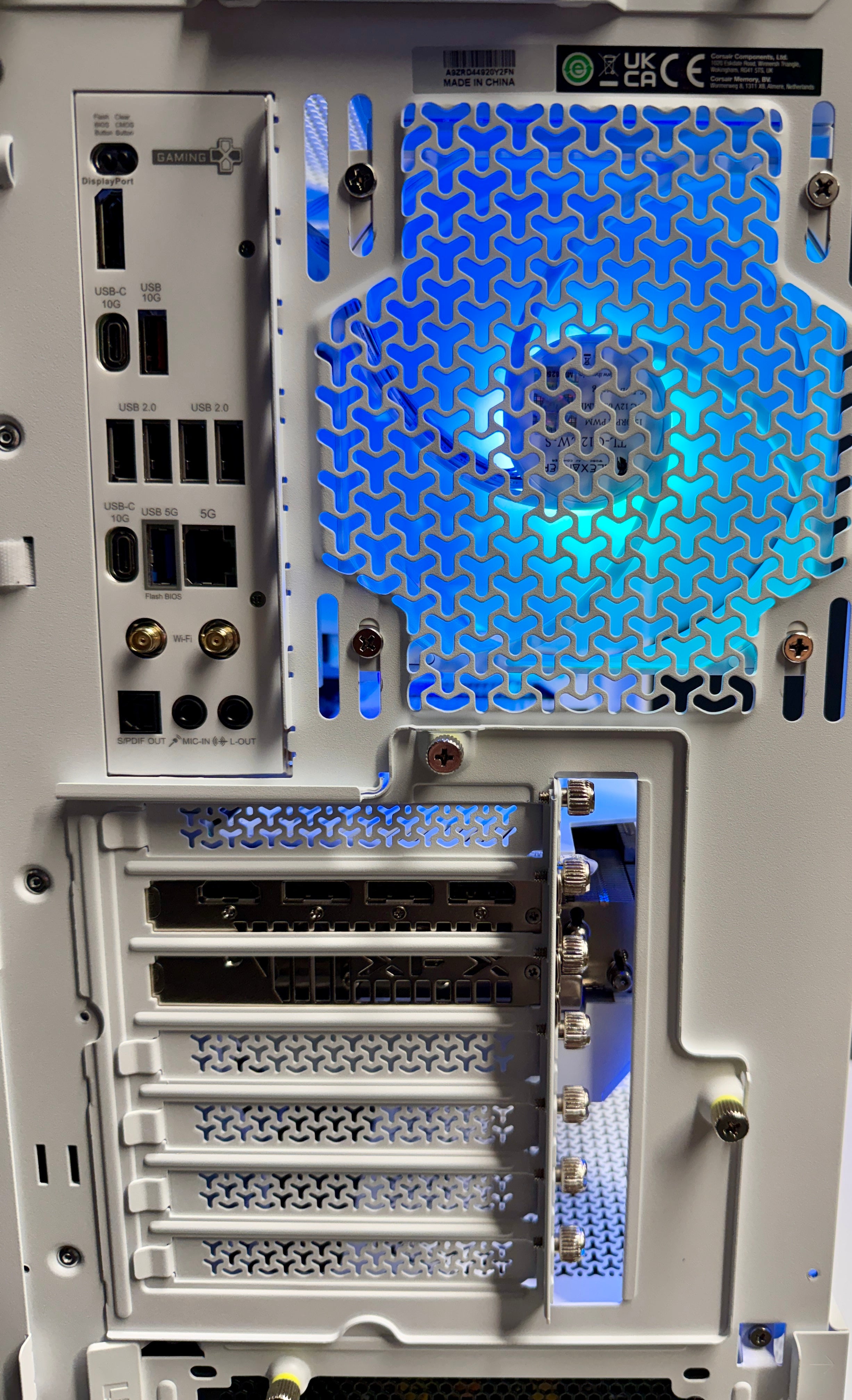 Ready-To-Ship: AMD Ryzen 7 9800X3D w/Radeon RX 9070 XT