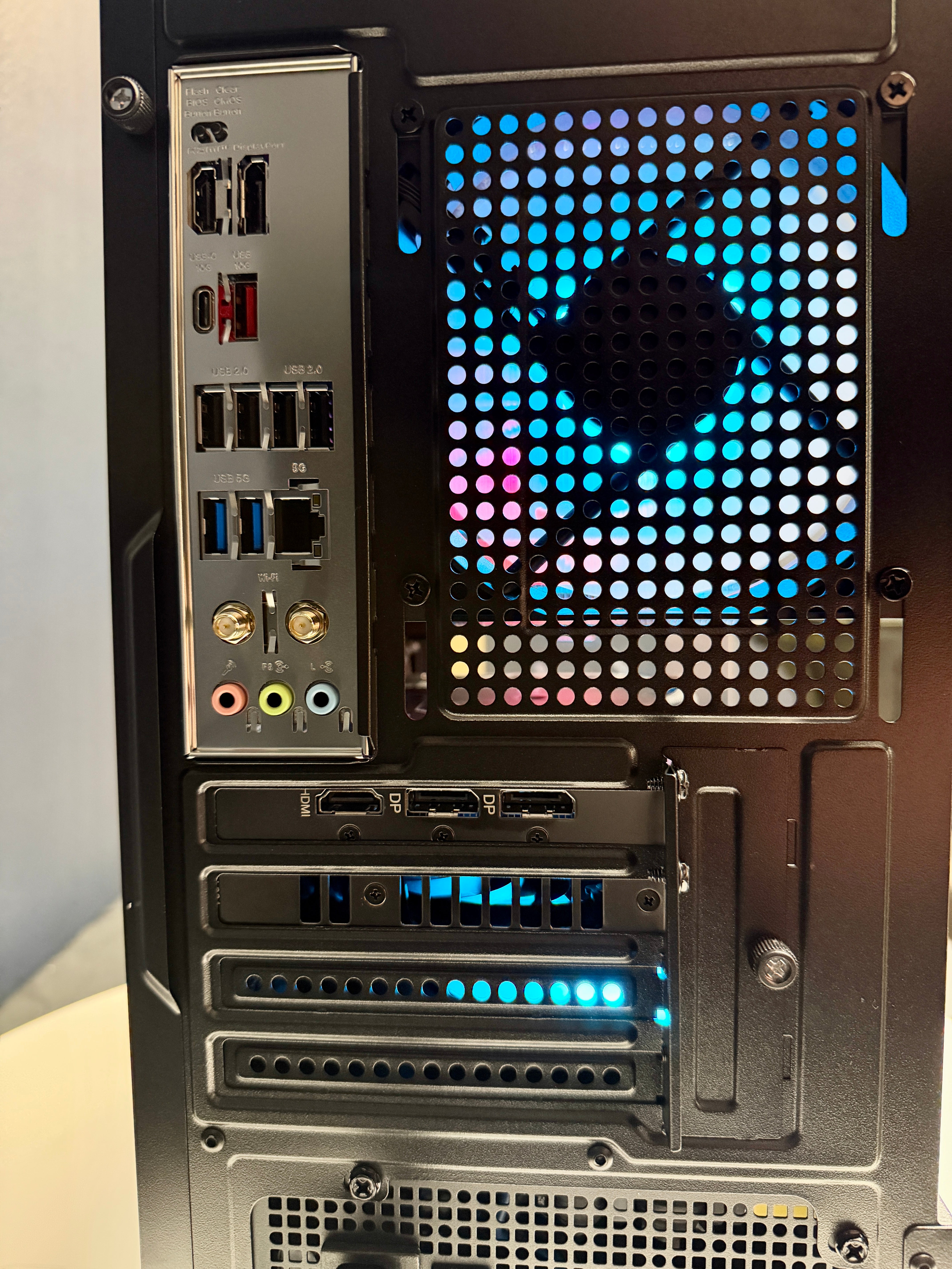 Ready-To-Ship: AMD Ryzen 5 9600X w/Radeon RX 9060 XT