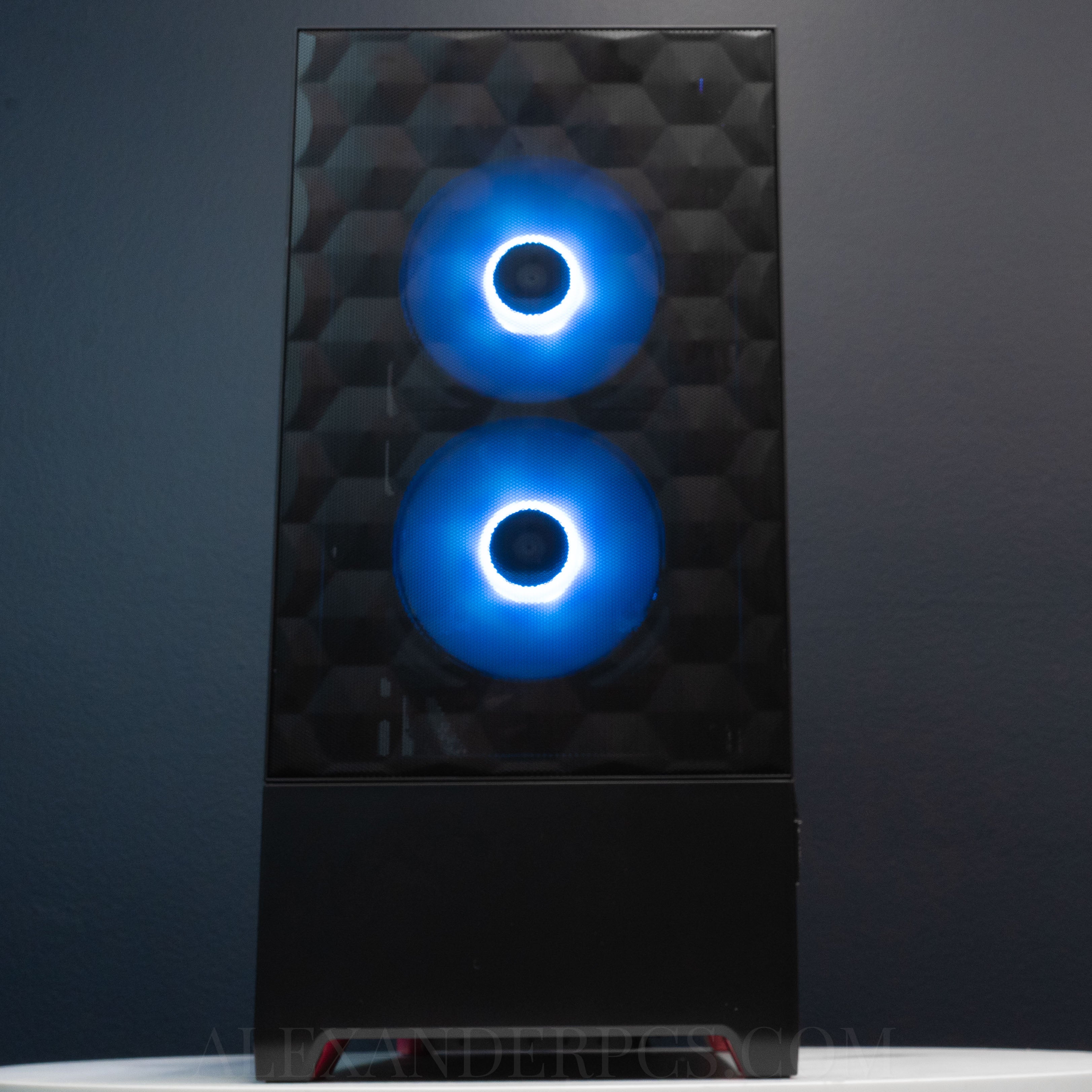 Ready to Ship: AMD Ryzen 7 7800X3D w/Radeon RX 9070 XT