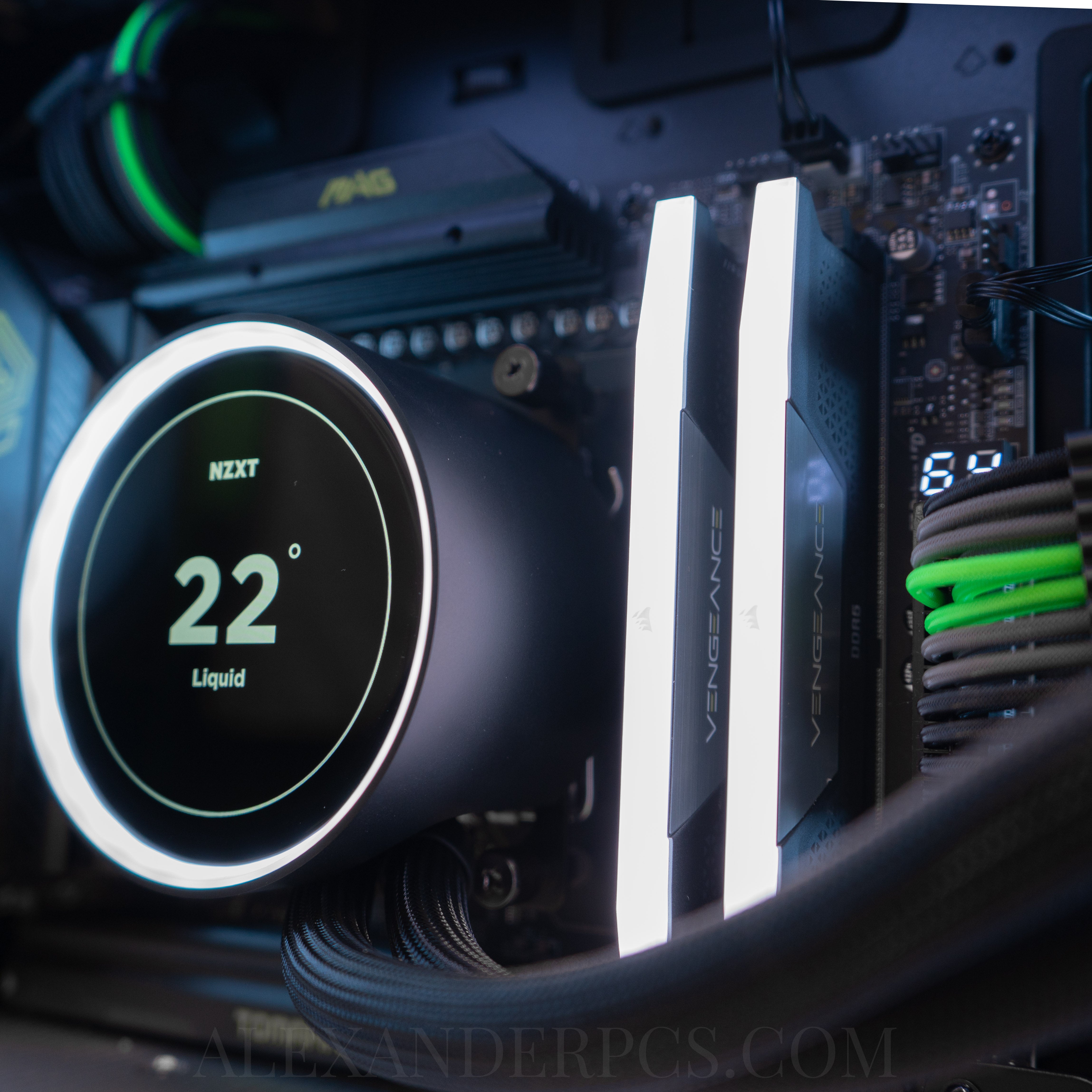 Ready-to-ship: AMD Ryzen 9 9950X3D w/Radeon RX 7900 XTX