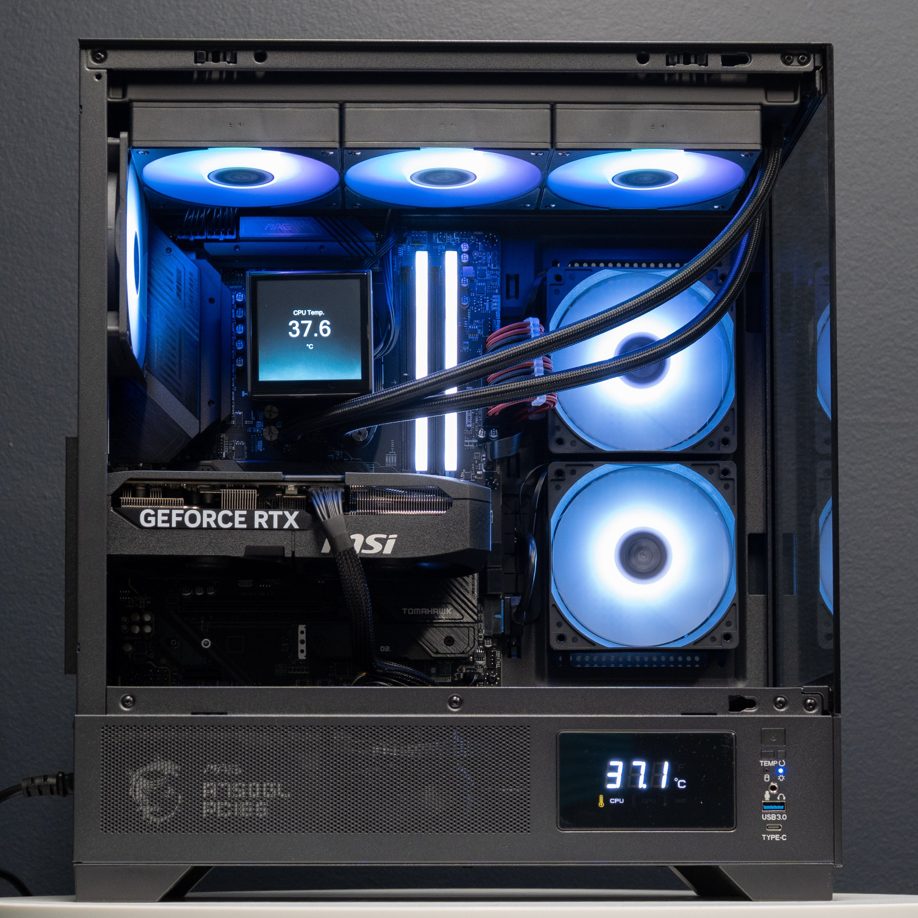 Ready-to-ship: AMD Ryzen 5 7600X w/GeForce RTX 5070
