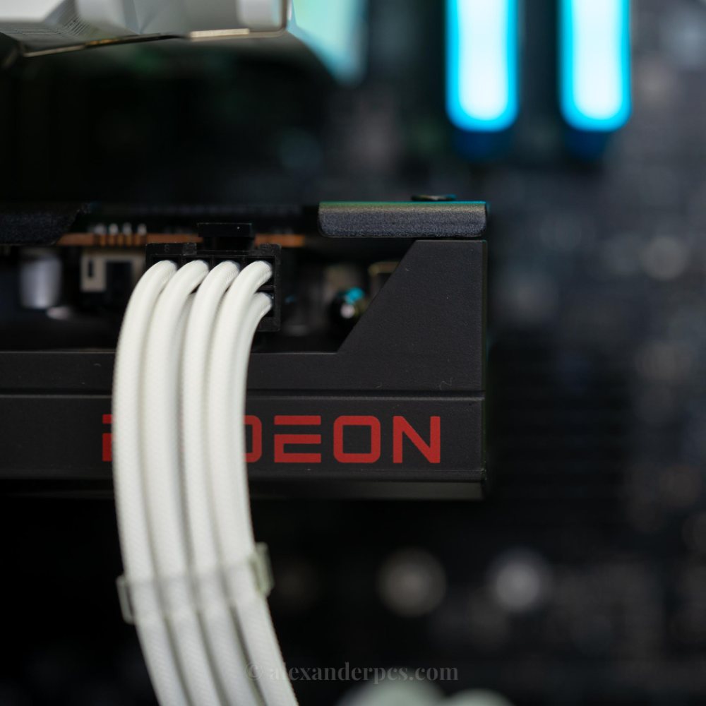 Ready-to-Ship: Auxilia (White) AMD Ryzen 5 5500 w/ Radeon RX 6600