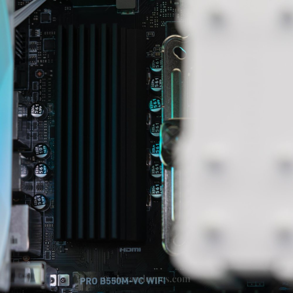 Ready-to-Ship: Auxilia (White) AMD Ryzen 5 5500 w/ Radeon RX 6600