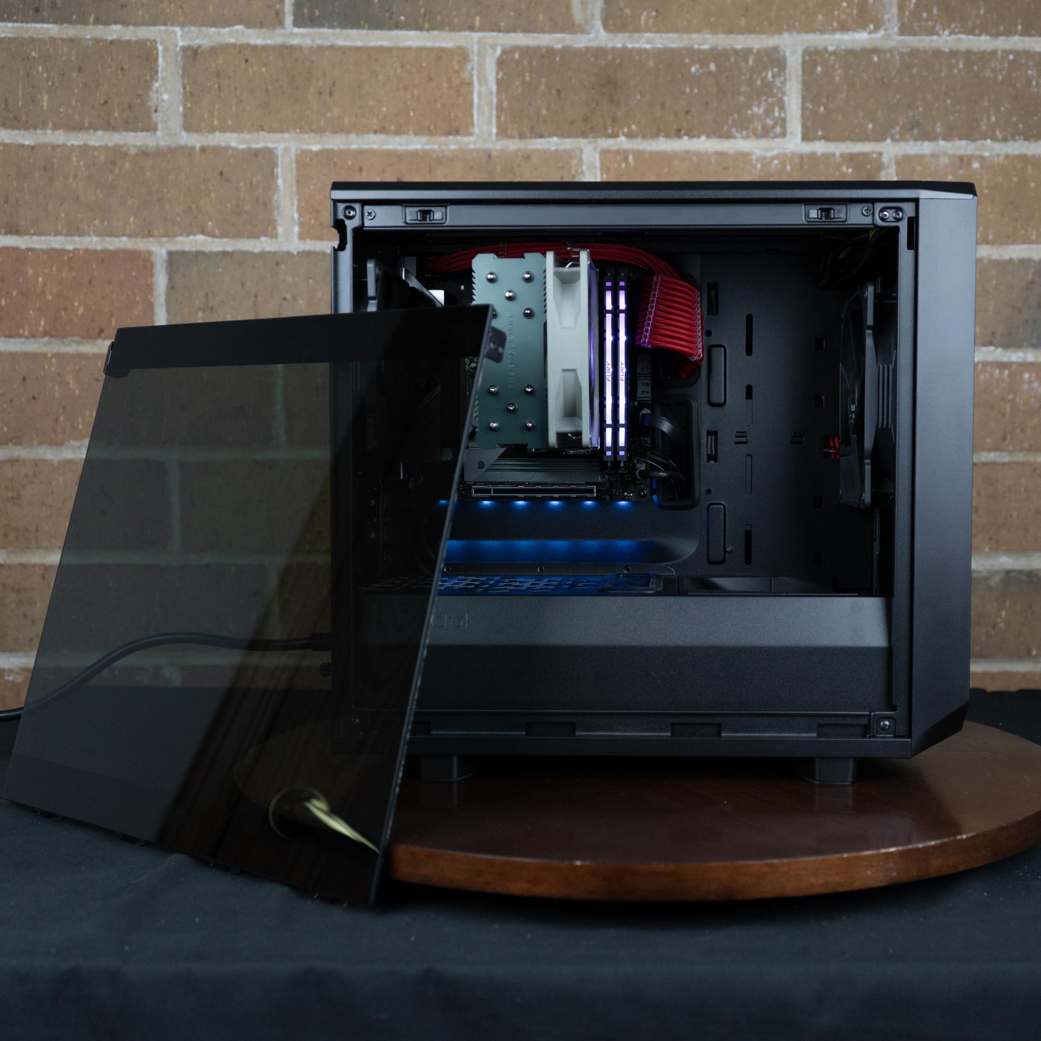 The Actuarius - AMD - Black