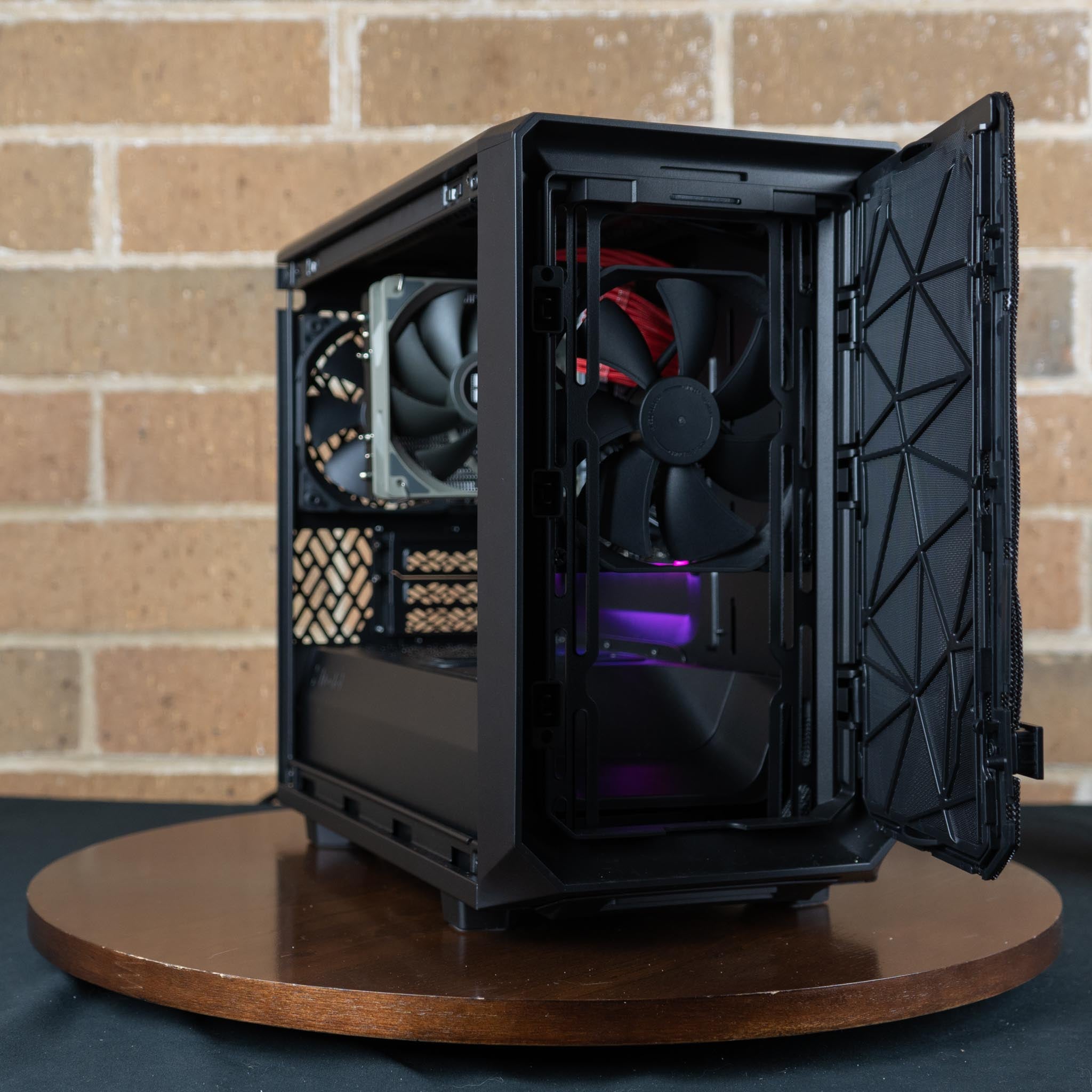 The Actuarius - AMD - Black