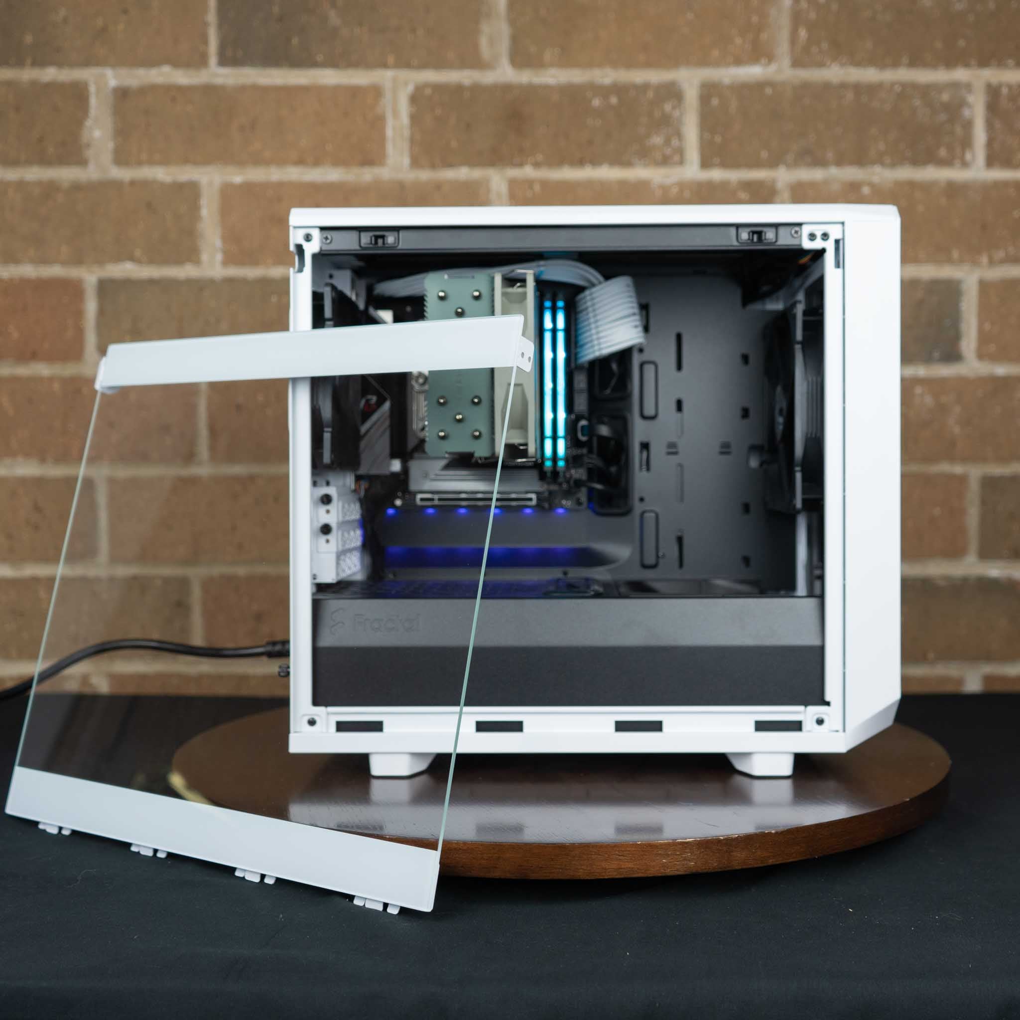 The Actuarius - AMD - White