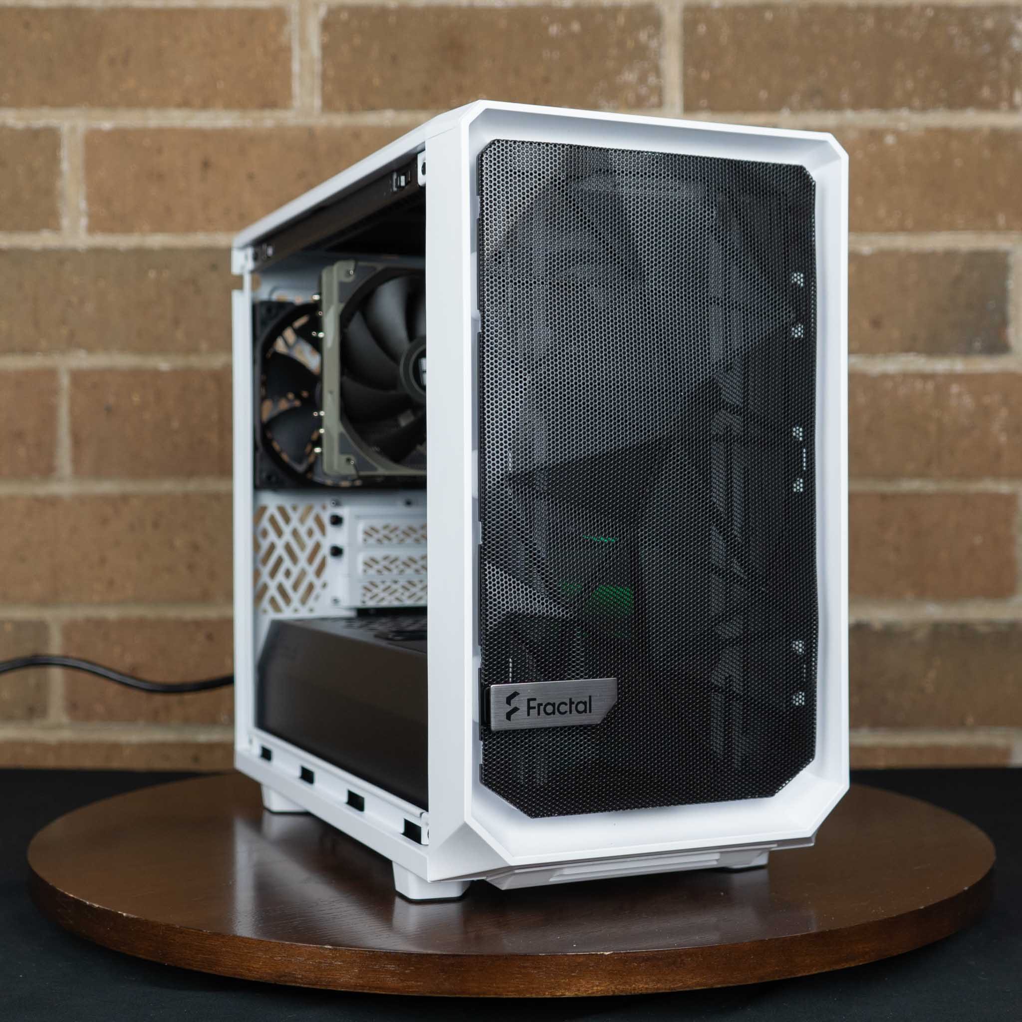 The Actuarius - AMD - White