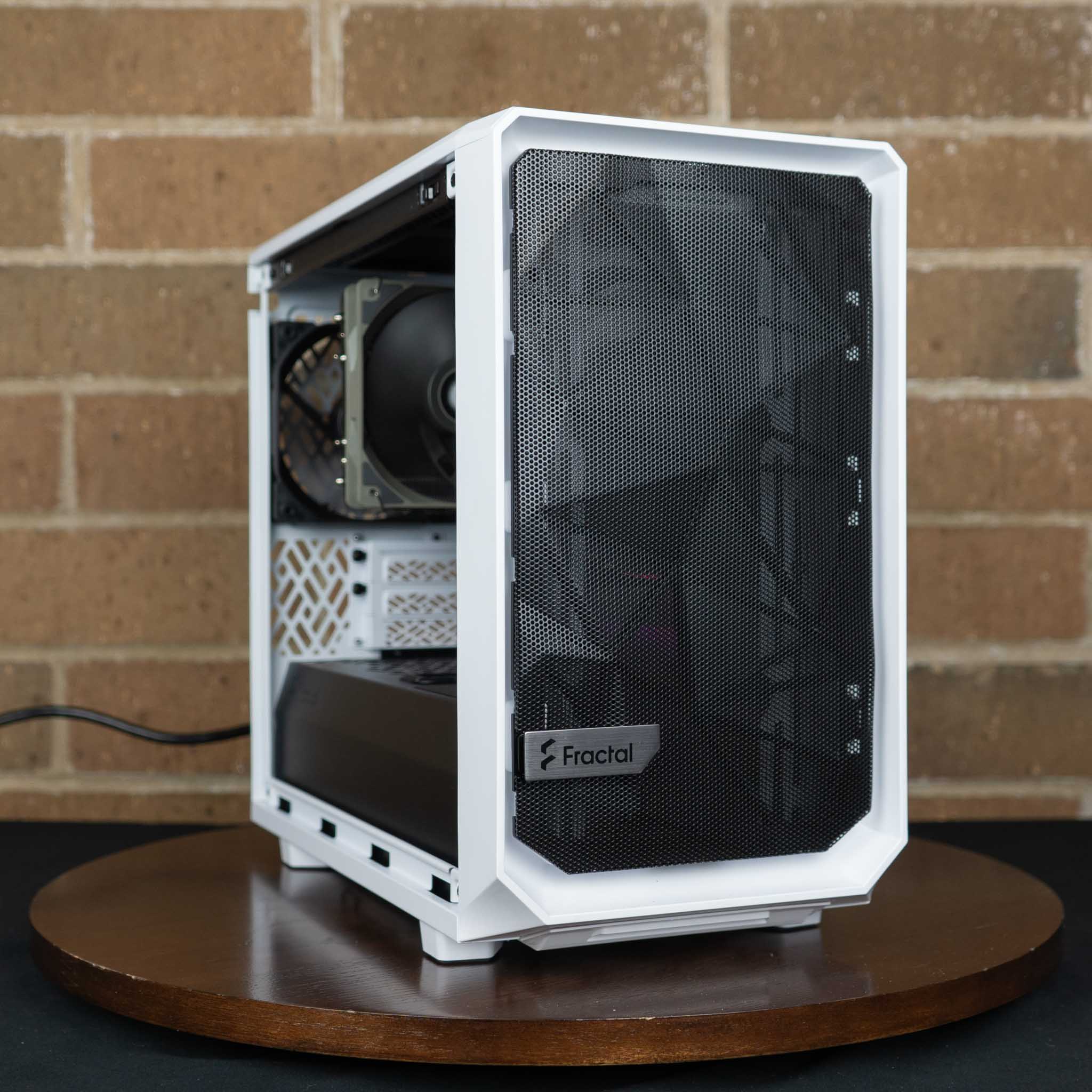 The Actuarius - AMD - White