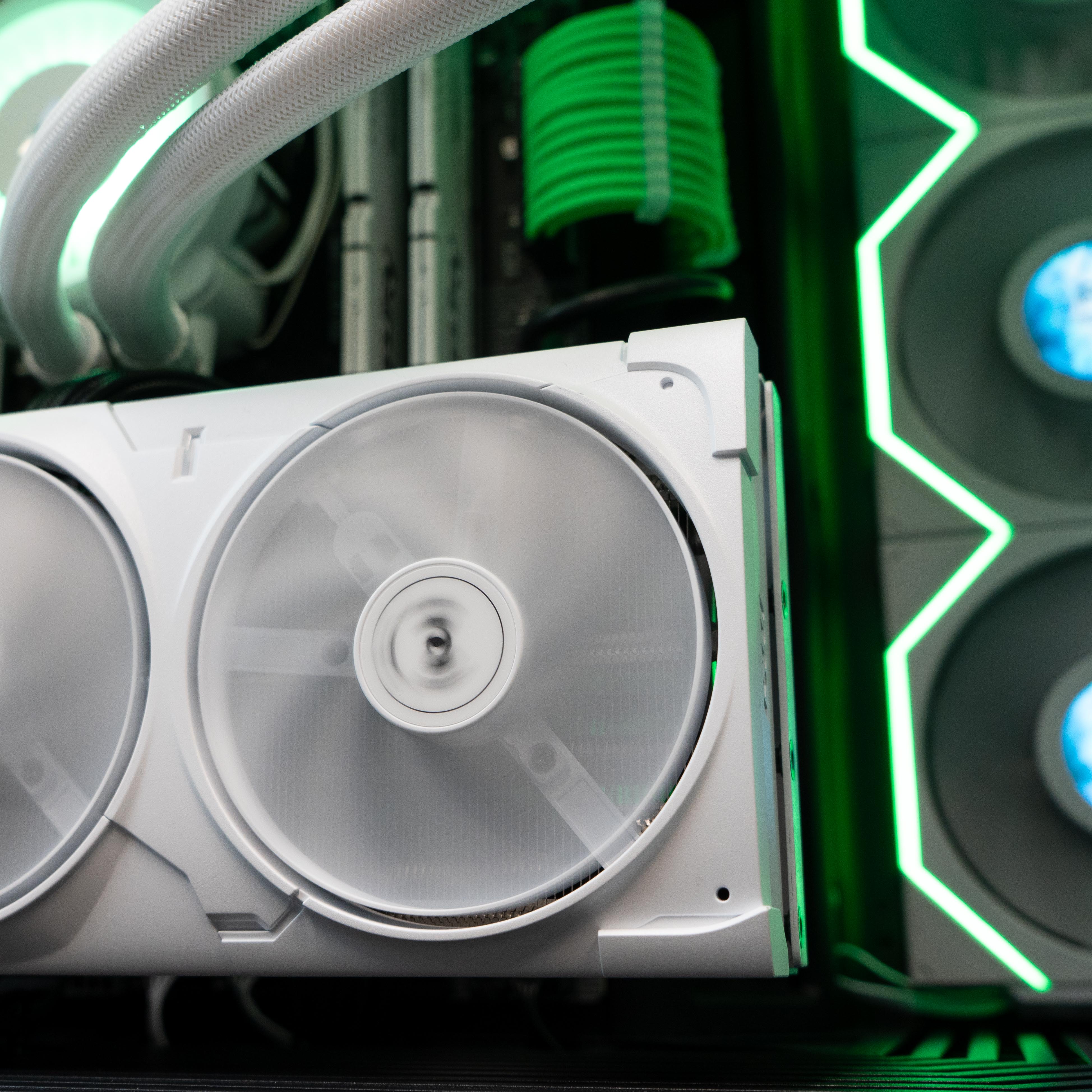 Ready to ship: Persona 3 Reload case w/AMD Ryzen 9 9950X3D & GeForce RTX 5080