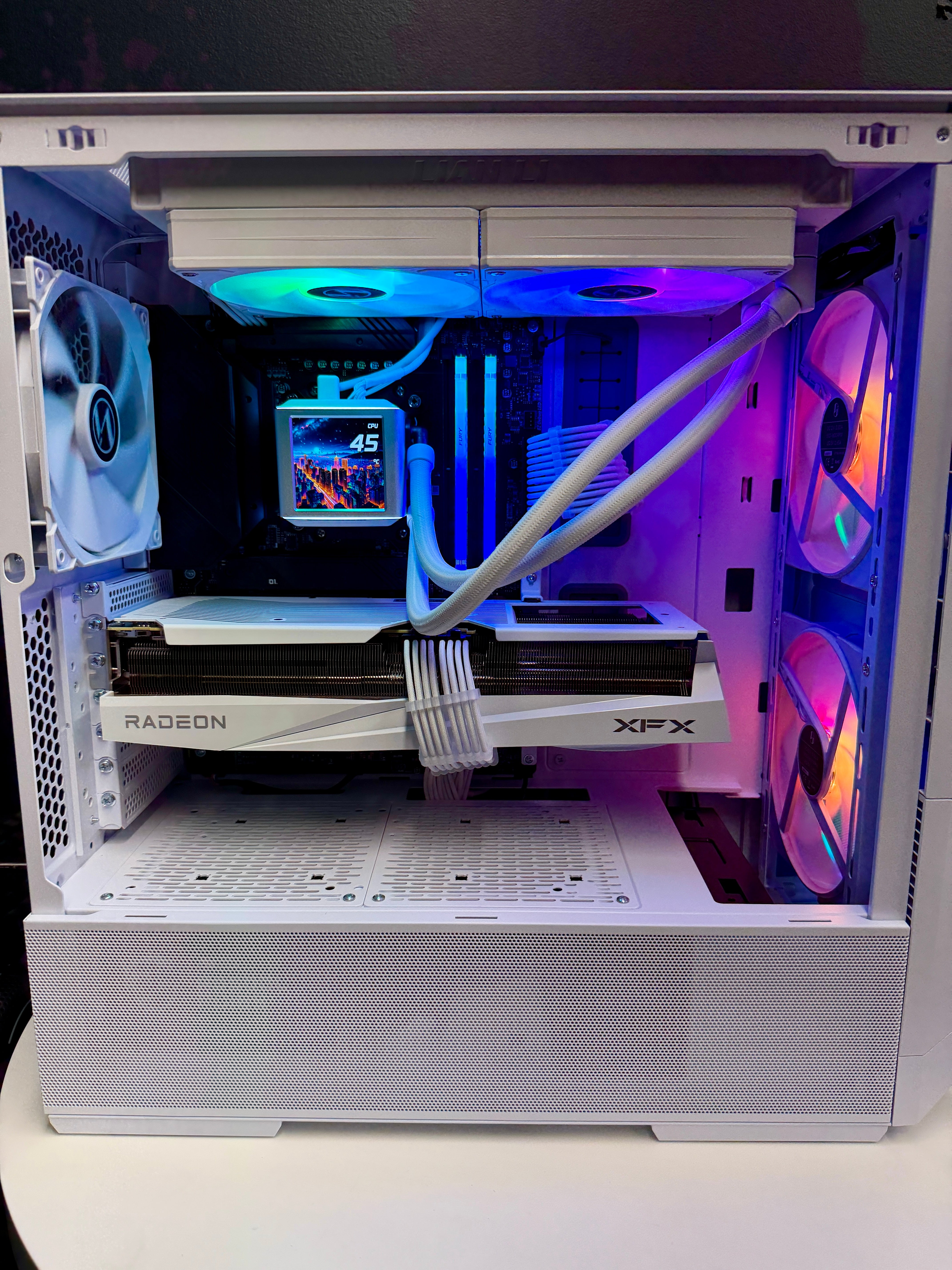 Ready-To-Ship: AMD Ryzen 7 9800X3D w/Radeon RX 9070 XT