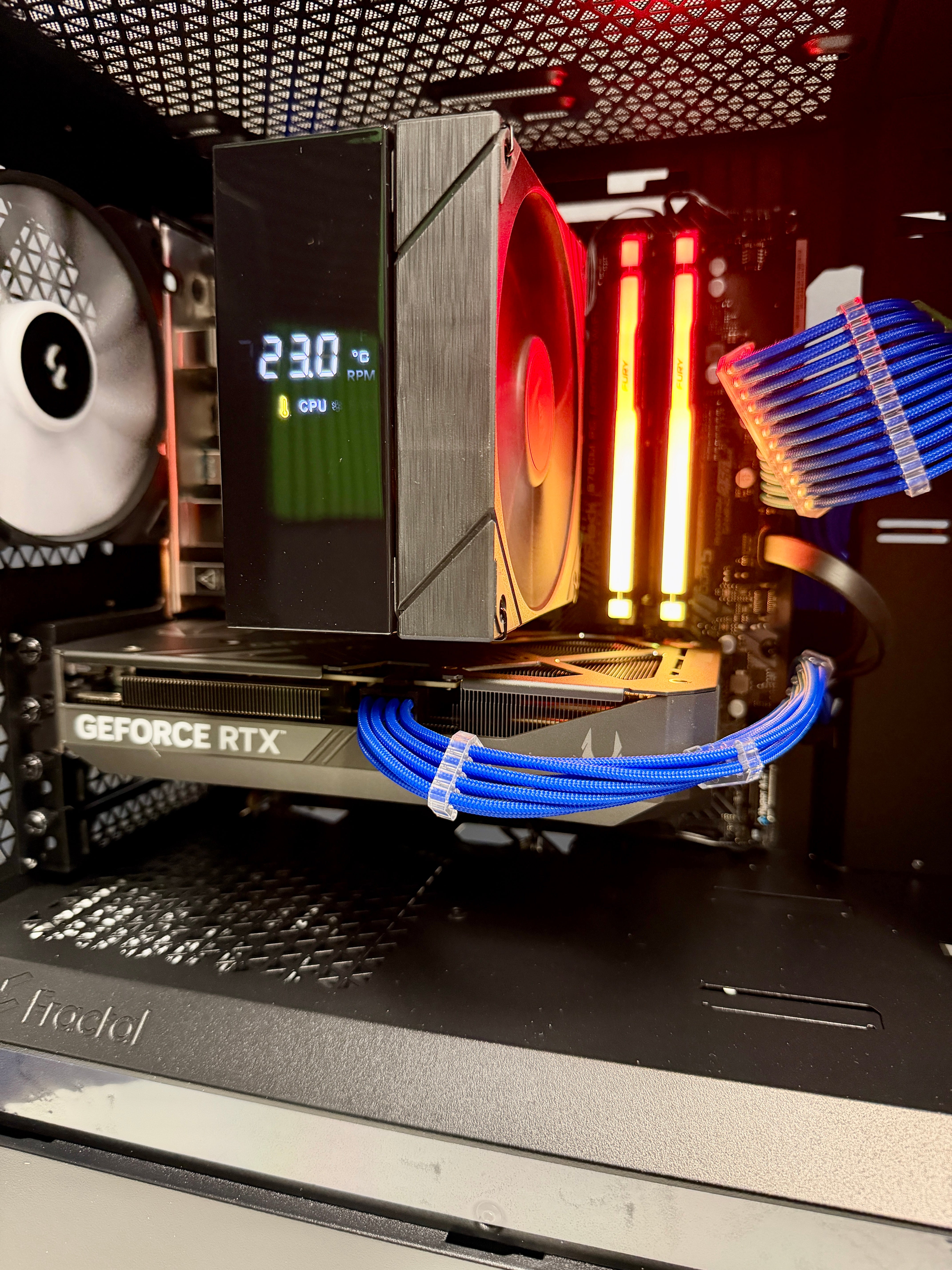 Intel Core i5-14400F w/GeForce RTX 5060 Ti 16GB