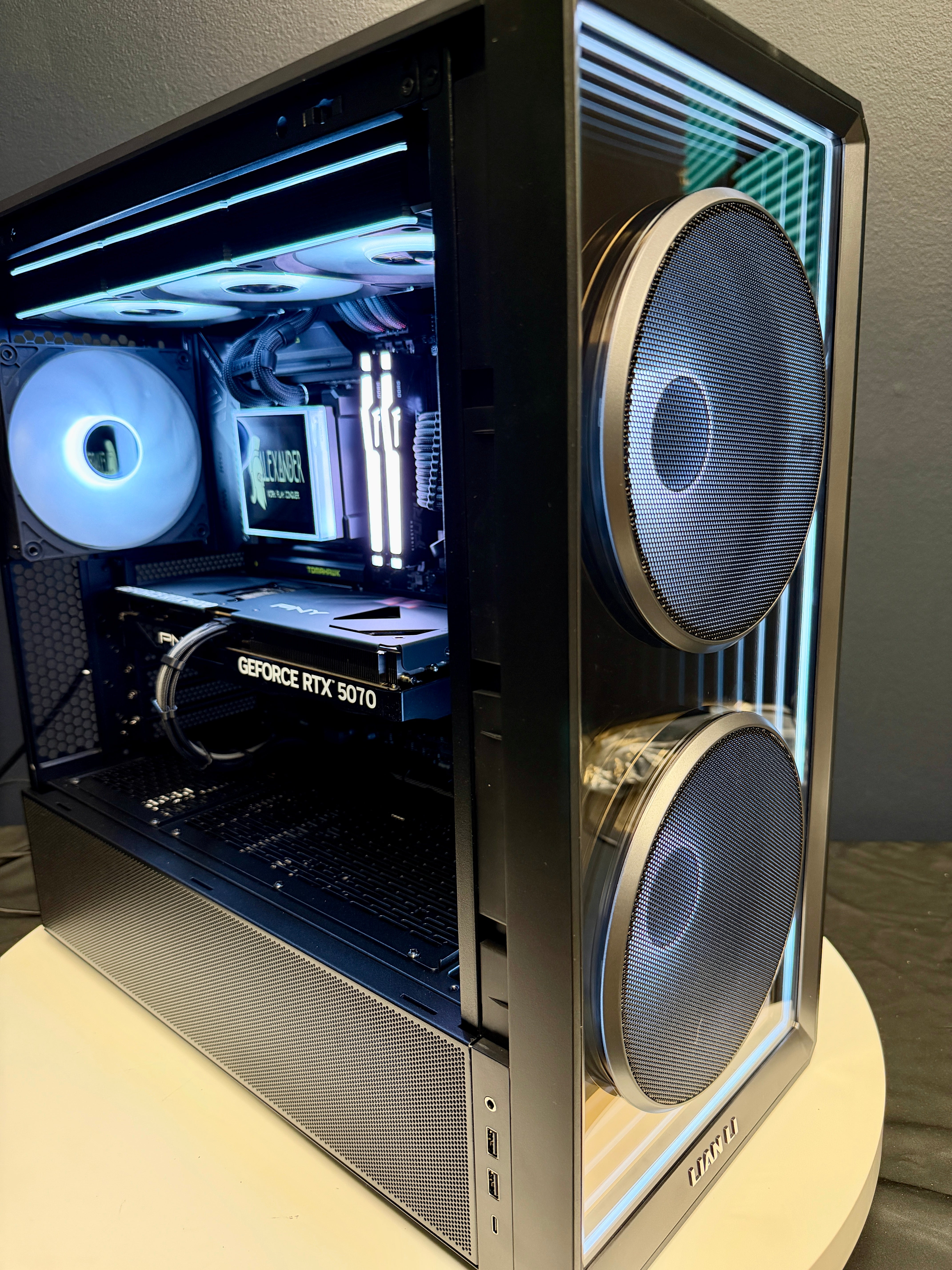 Ready-To-Ship: Intel Core Ultra 7 265KF w/GeForce RTX 5070