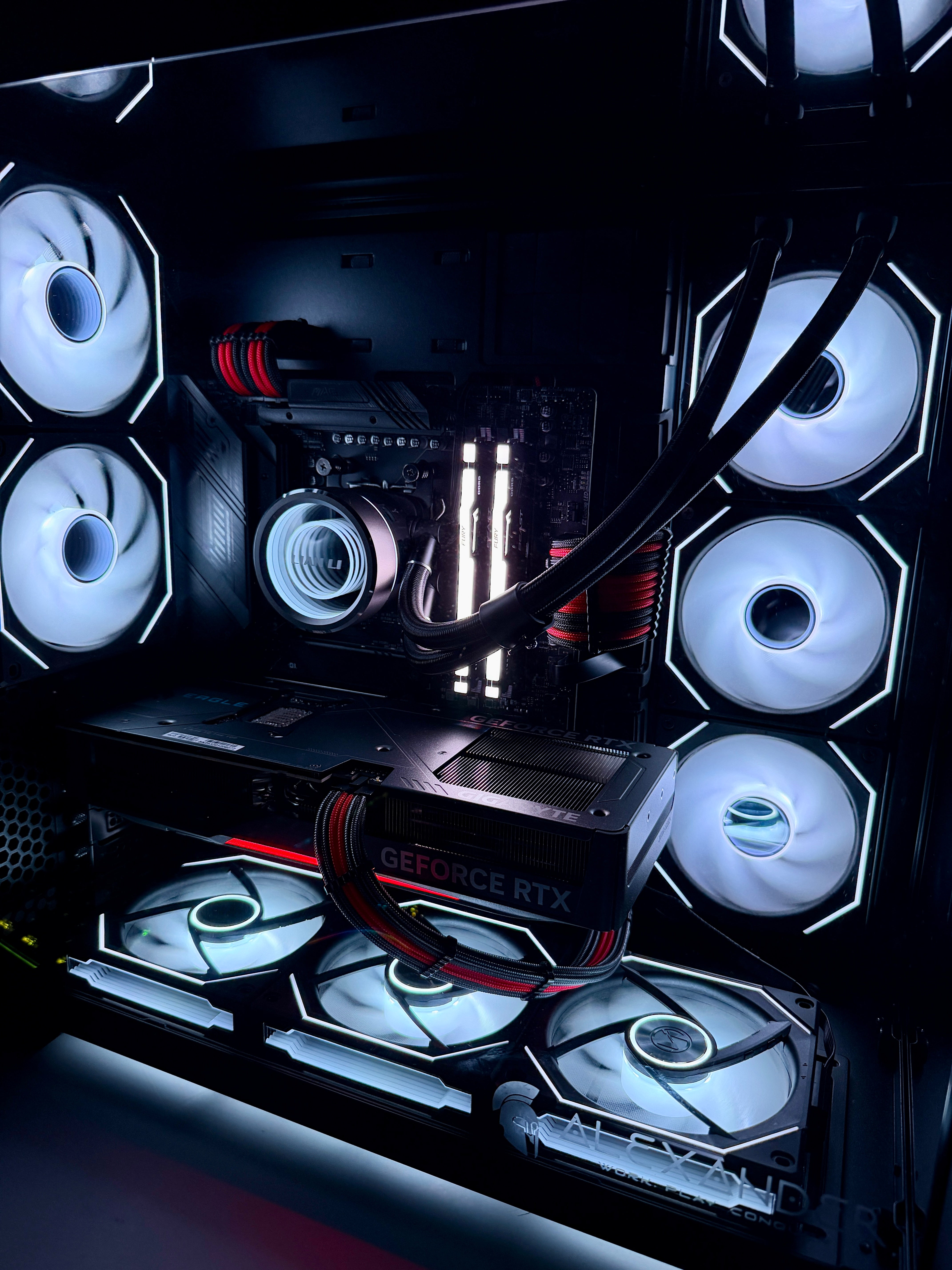 Ready-To-Ship: AMD Ryzen 7 9800X3D w/GeForce RTX 5070 Ti