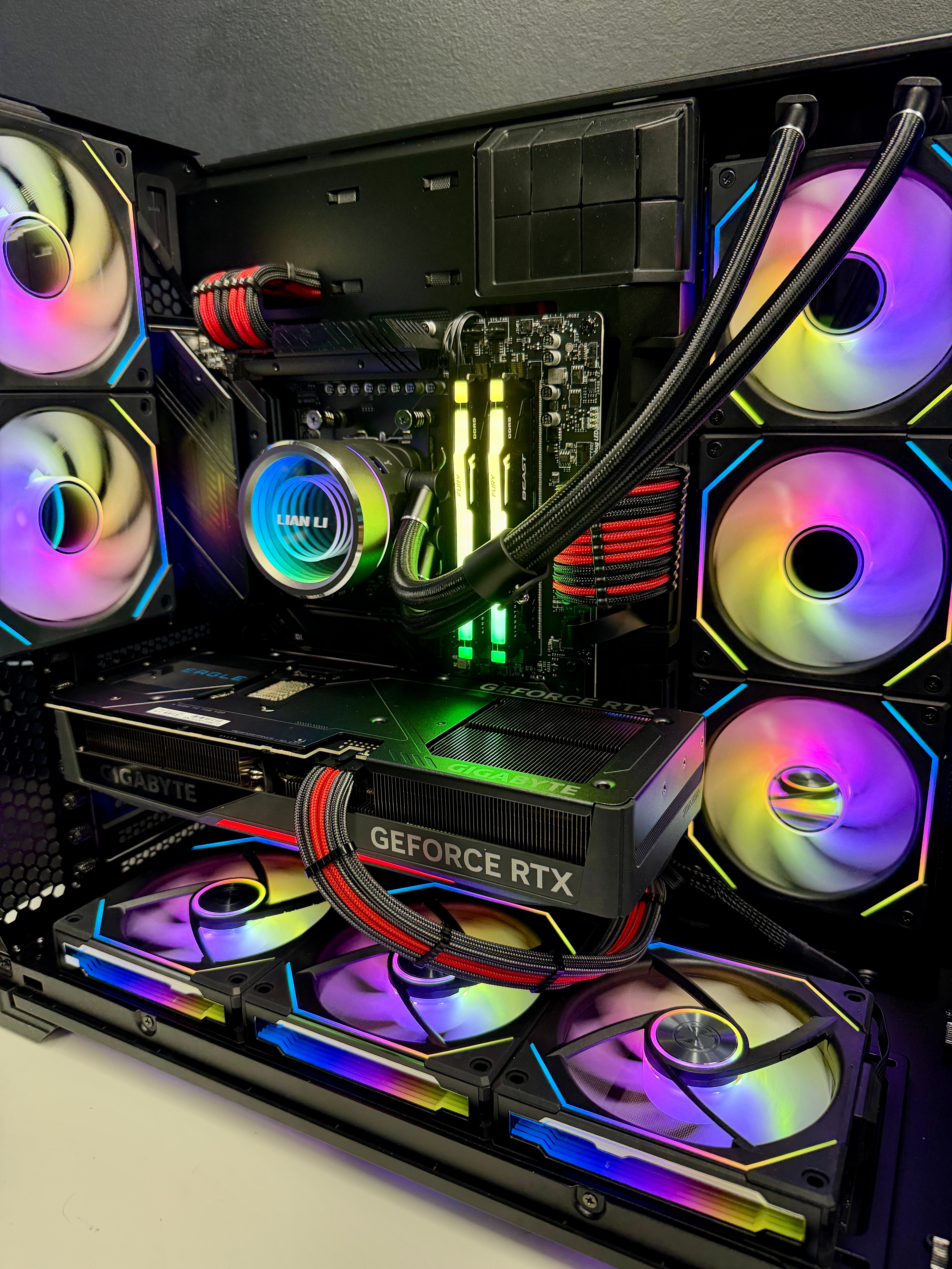 Ready-To-Ship: AMD Ryzen 7 9800X3D w/GeForce RTX 5070 Ti