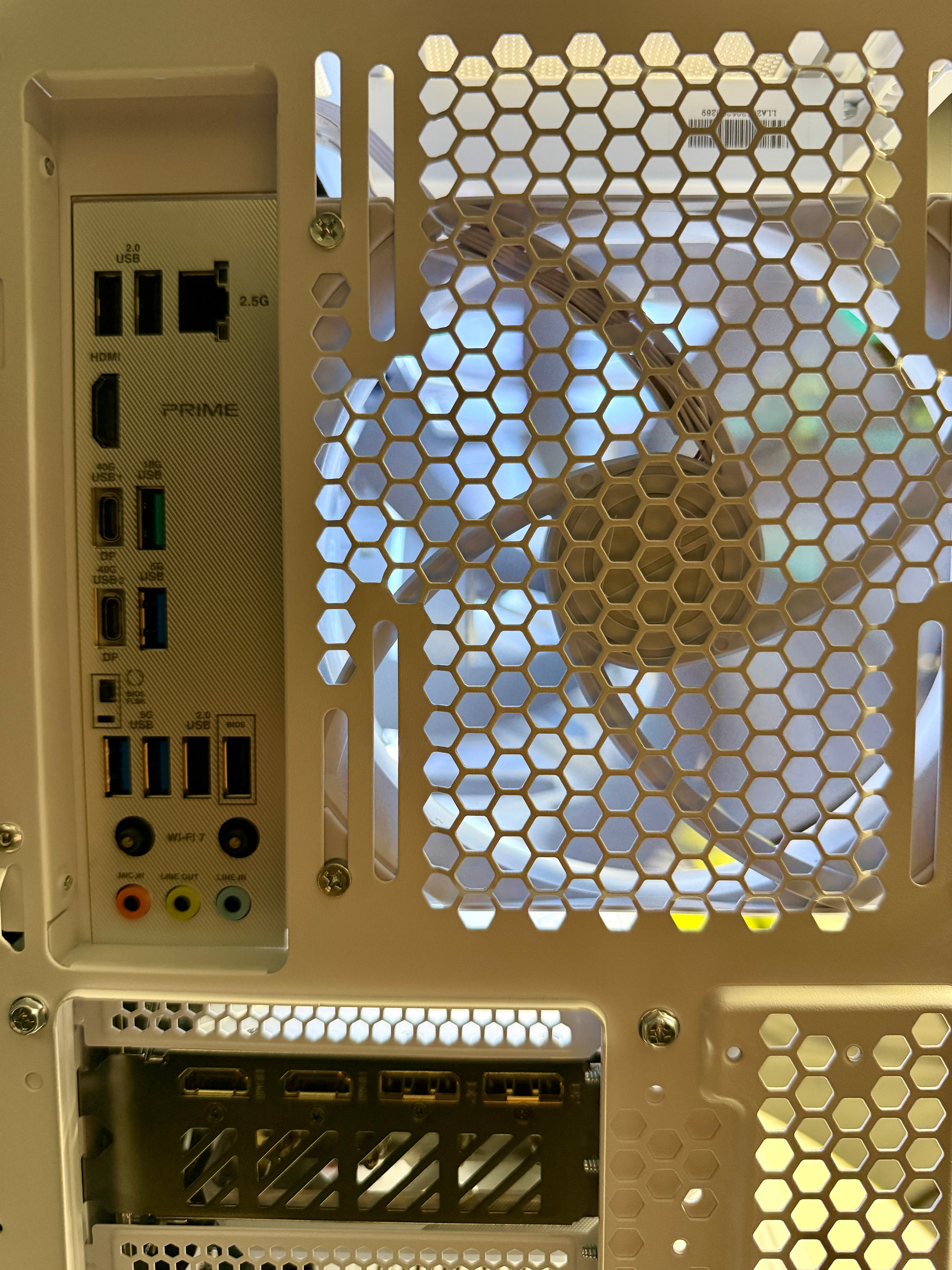 Ready-To-Ship: AMD Ryzen 7 9700X w/Radeon RX 9070 XT