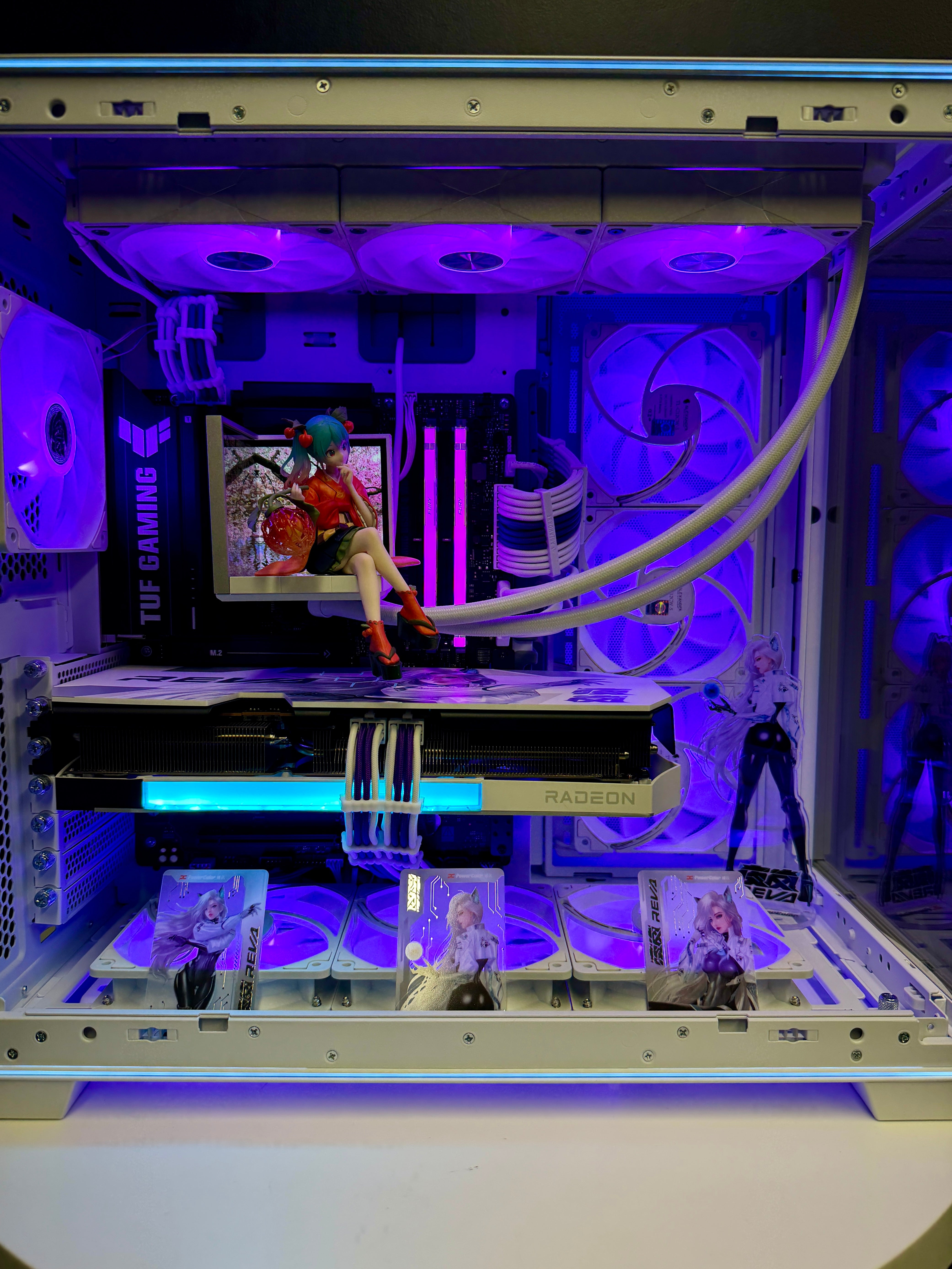 Ready-To-Ship: Themed Build w/AMD Ryzen 7 9850X3D & Power Color Hellhound OC REVA Edition Radeon RX 9070 XT