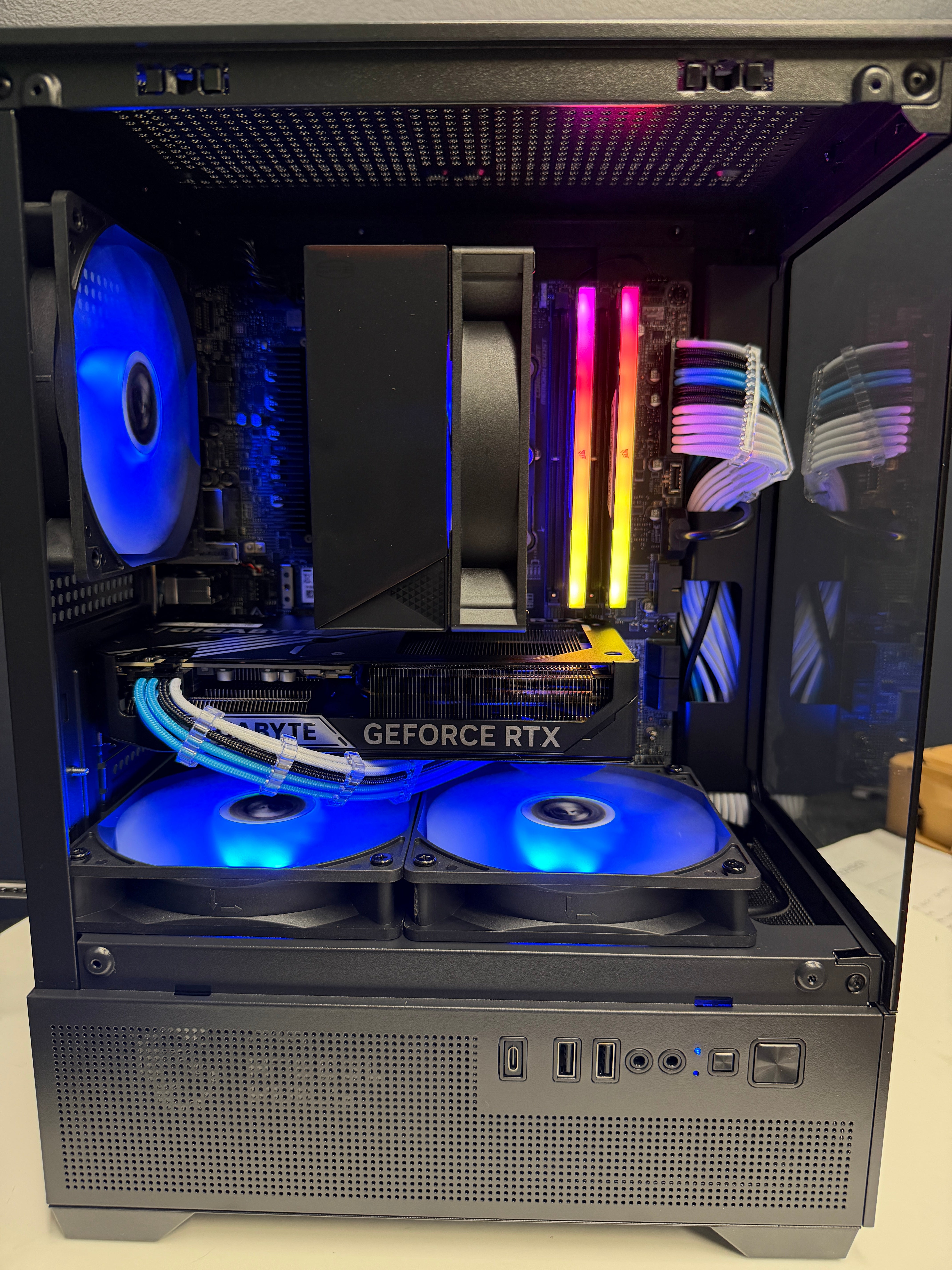 Ready-To-Ship: Intel Core Ultra 5 w/GeForce RTX 5060 Ti 16GB