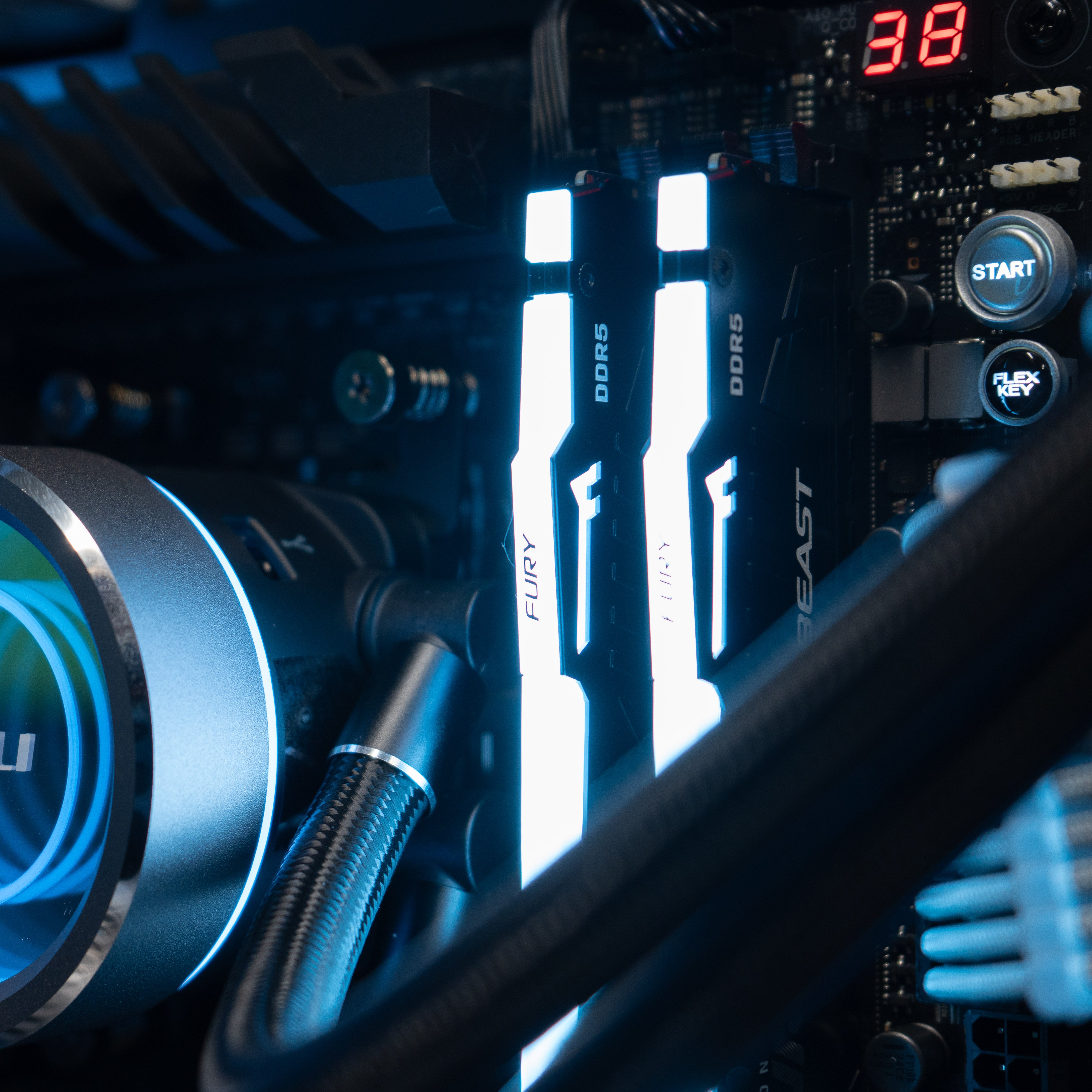 Ready-to-ship: AMD Ryzen 9 9950X3D w/Radeon RX 9070 XT