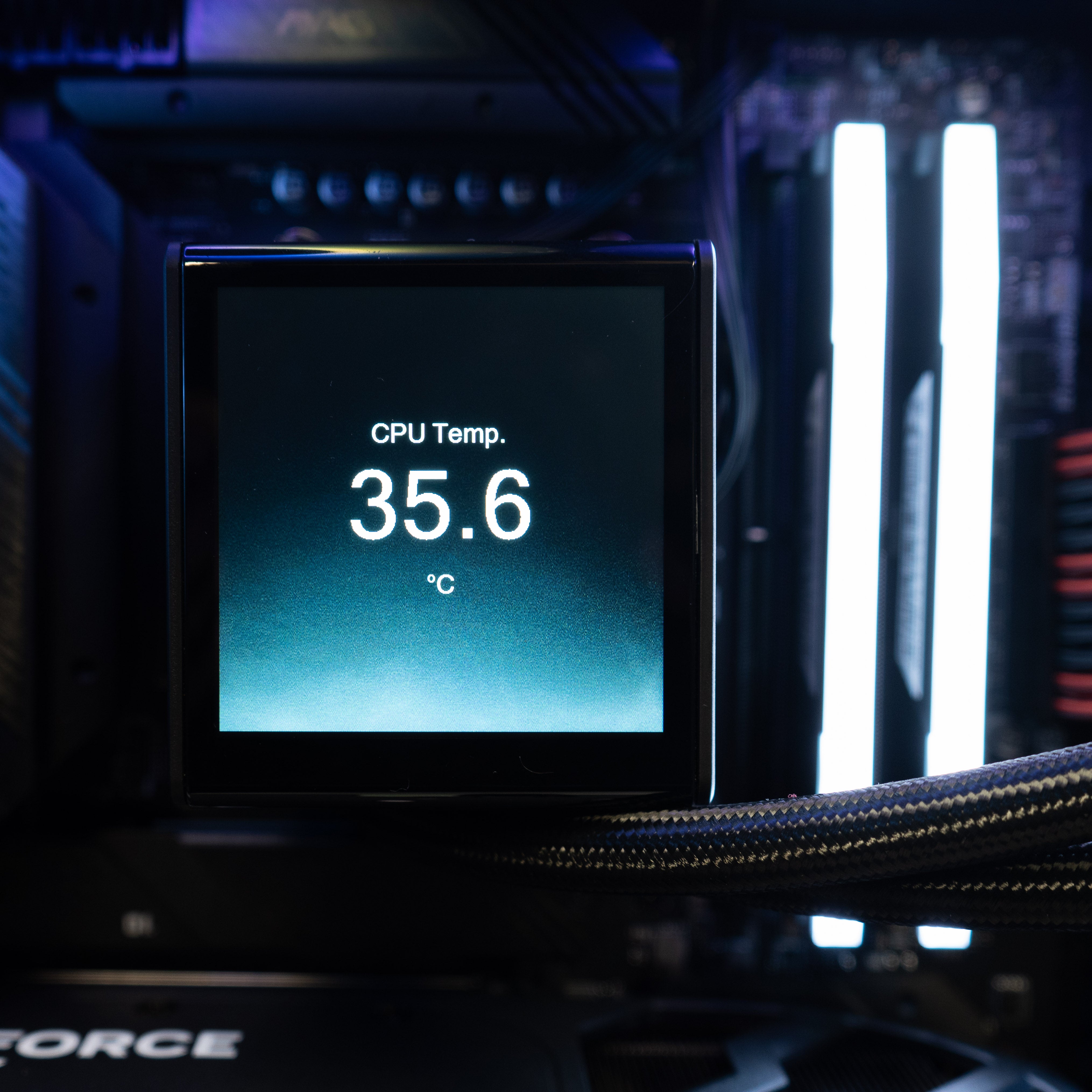Ready-to-ship: AMD Ryzen 5 7600X w/GeForce RTX 5070