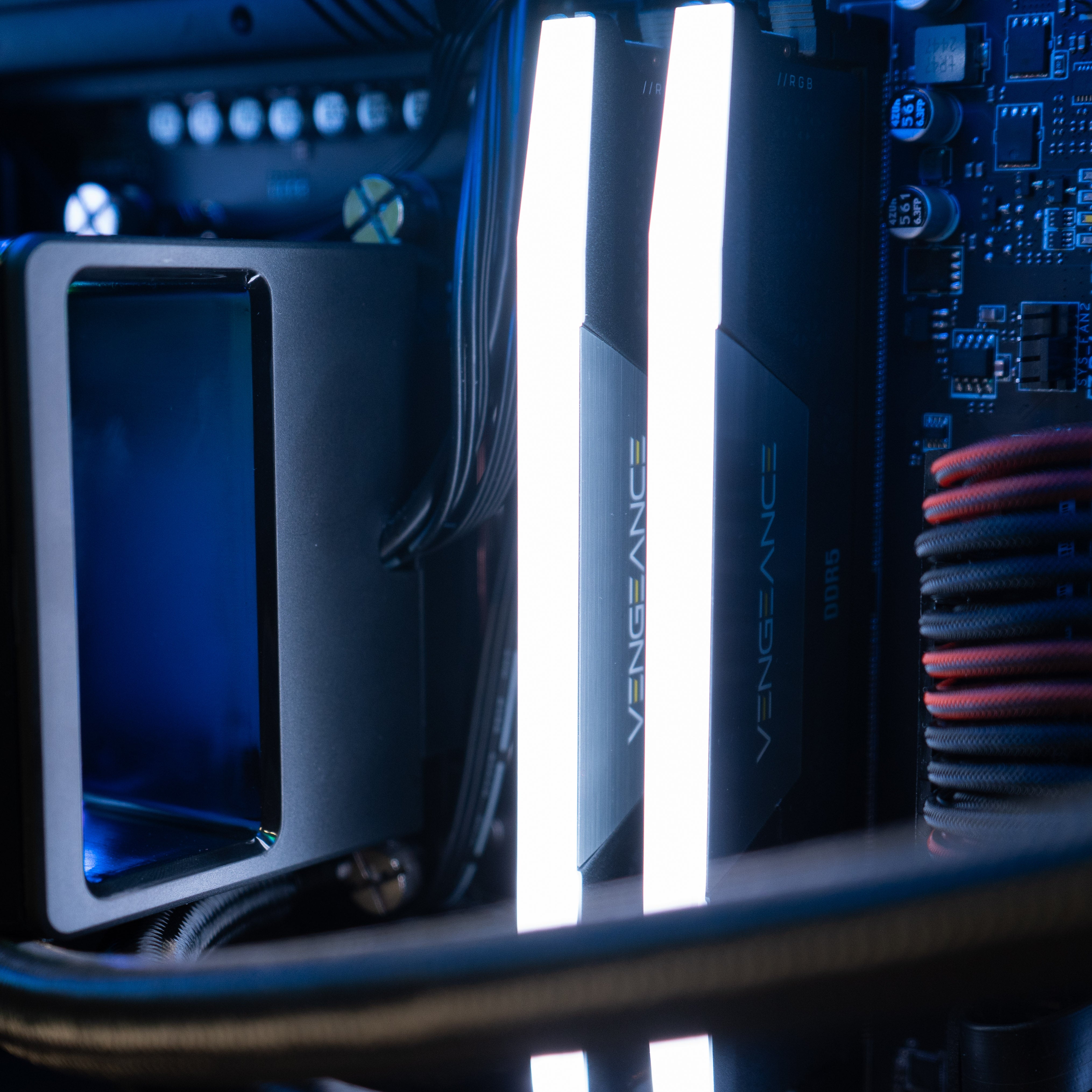 Ready-to-ship: AMD Ryzen 5 7600X w/GeForce RTX 5070